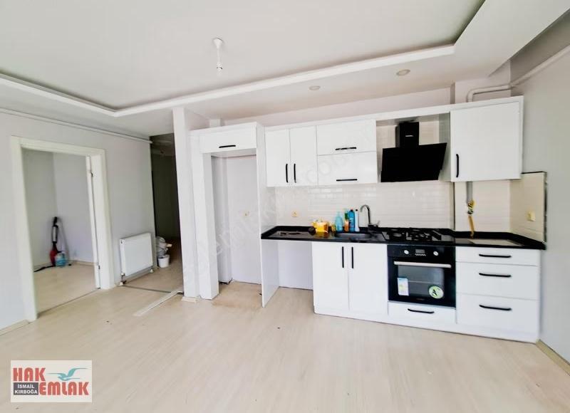 Hak Emlaktan Çavuşlar Mahallesinde Site İçinde Kiralık 3+1 Daire - Görsel 18