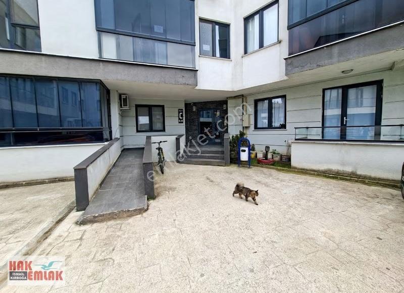 Hak Emlaktan Çavuşlar Mahallesinde Site İçinde Kiralık 3+1 Daire - Görsel 32
