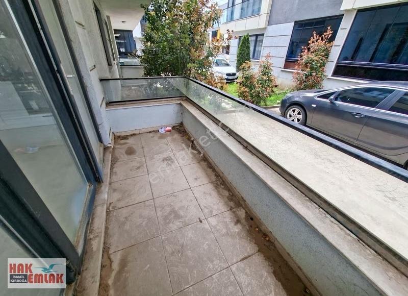 Hak Emlaktan Çavuşlar Mahallesinde Site İçinde Kiralık 3+1 Daire - Görsel 10