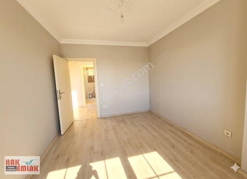Hak Emlak'tan Cumhuriyet Mahallesinde Satılık 4+2 Dubleks Daire - Görsel 18