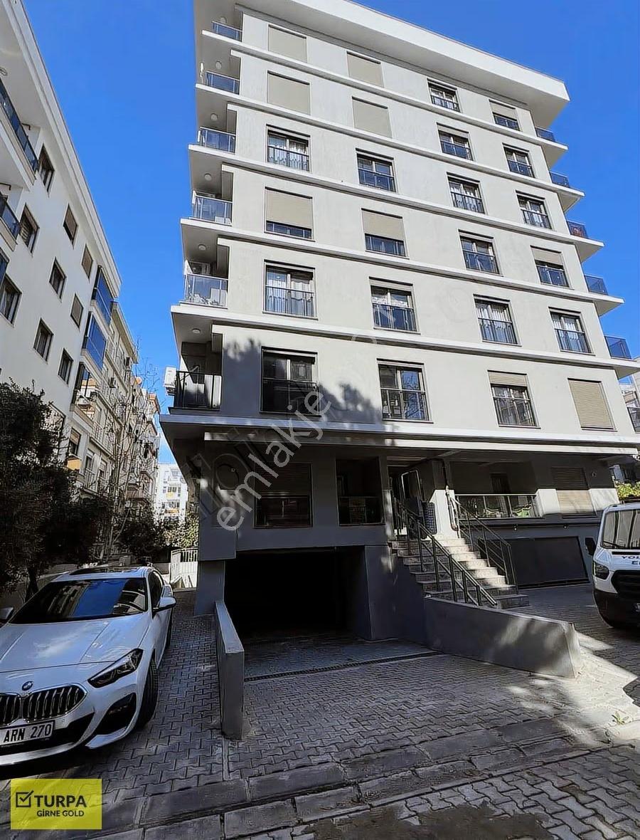 Bahçelievler'de Krediye Uygun Sıfır Bina 1+1 Ön Cephe Daire - Görsel 12
