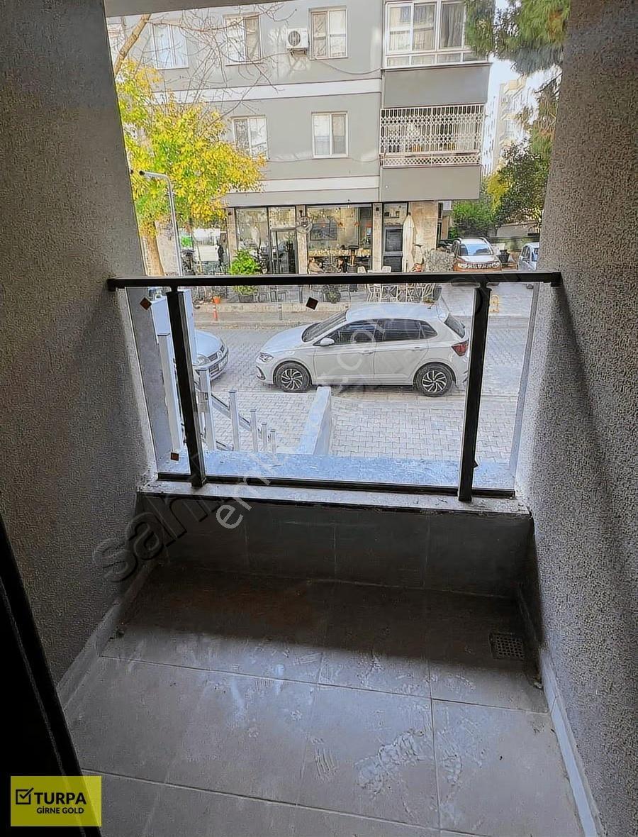 Bahçelievler'de Krediye Uygun Sıfır Bina 1+1 Ön Cephe Daire - Görsel 9