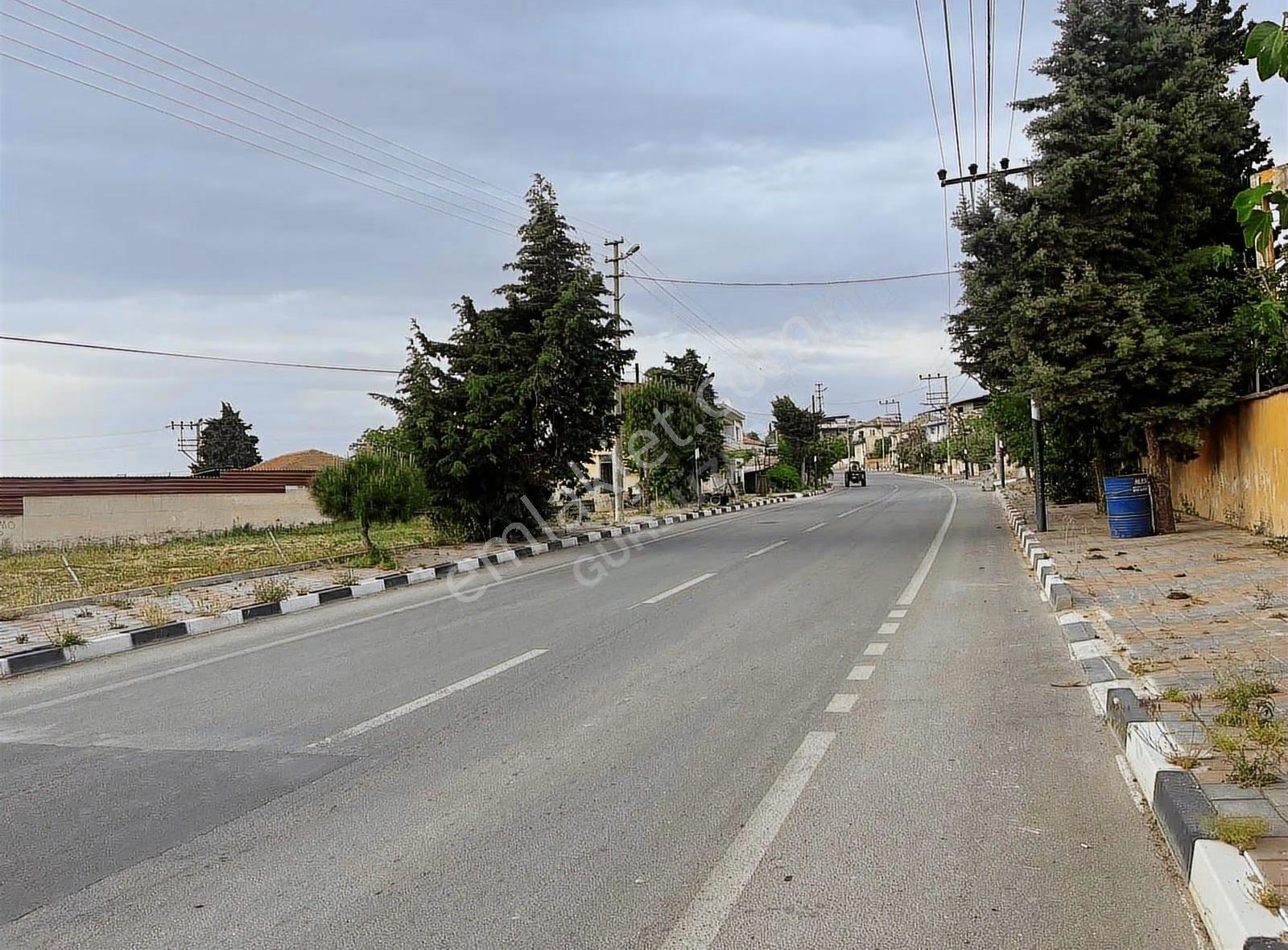 Kemaliye'de Ana Cadde Üzeri 1798 M² Satılık Arsa - Görsel 10