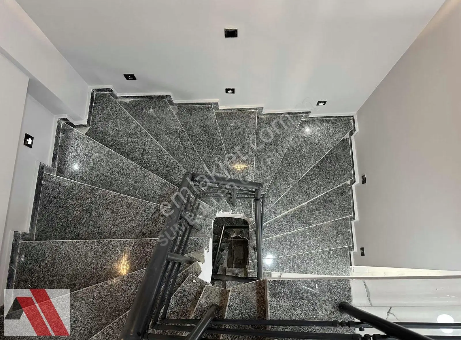 Sümbüller'den Zincirlikuyu Mh Butik Bahçeli 3+1şık Tasarım Villa - Görsel 3
