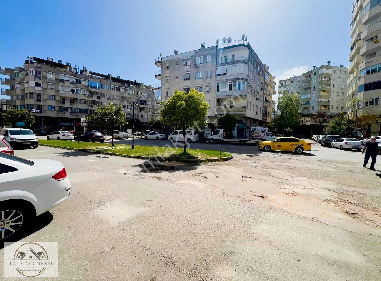 Hilal Gayrimenkulden Kızılsarayda Eşyalı Asansörlü Geniş*2+0* - Görsel 12