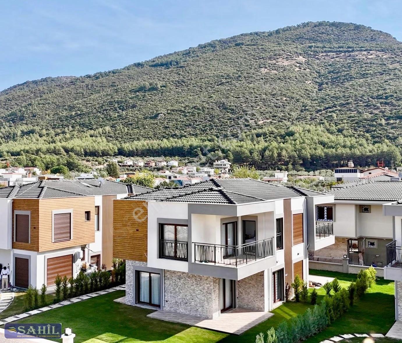 Kuşadası Güzelçamlı Doğa Manzaralı Satılık 3+1 Müstakil Villa - Görsel 17