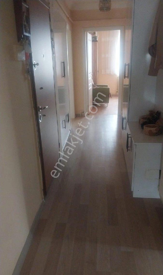 Demetevler'de 3+1 Temiz Bakımlı Satılık Daire - Görsel 10