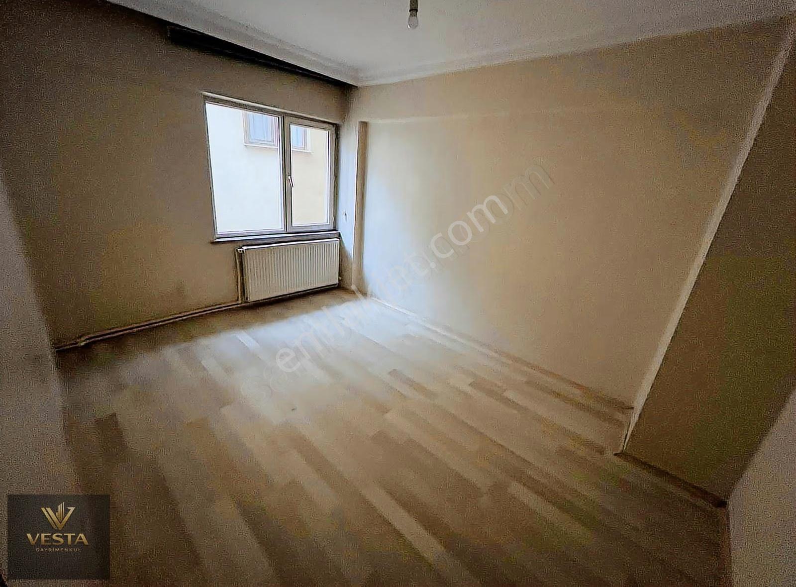 Çarşı Merkezde 5+1 Kiralık Daire - Görsel 16