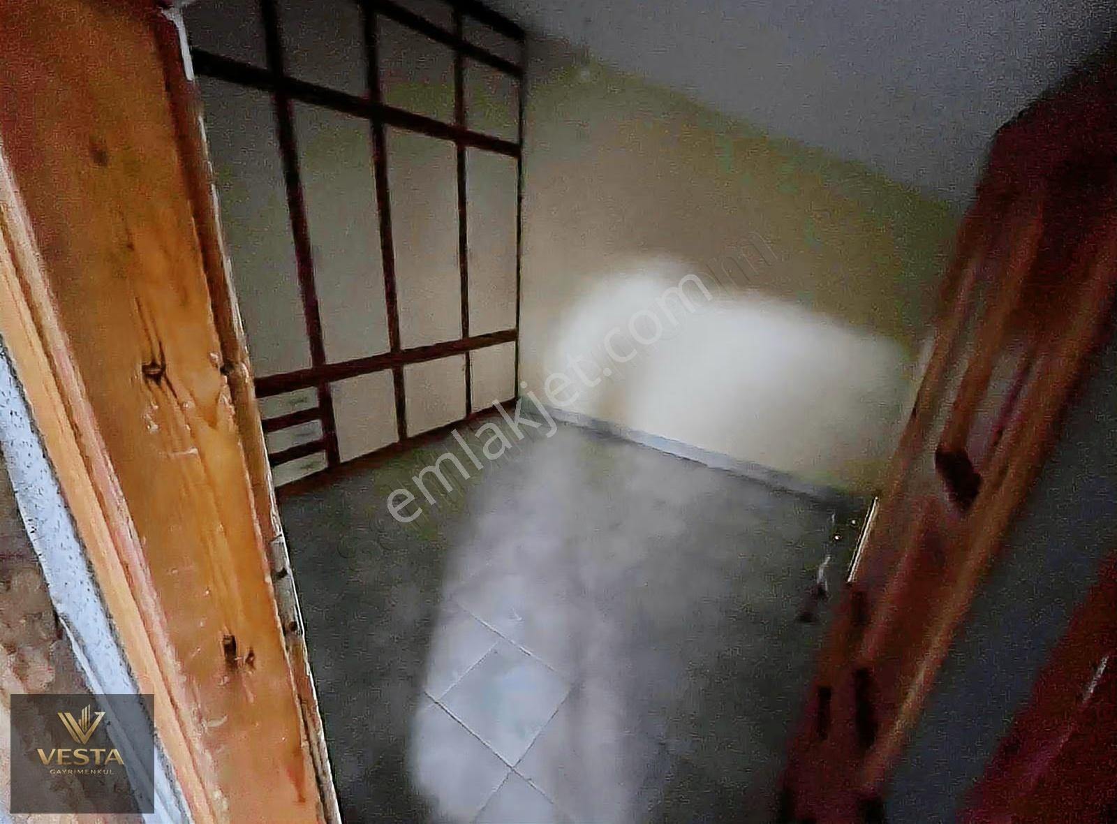 Çarşı Merkezde 5+1 Kiralık Daire - Görsel 17
