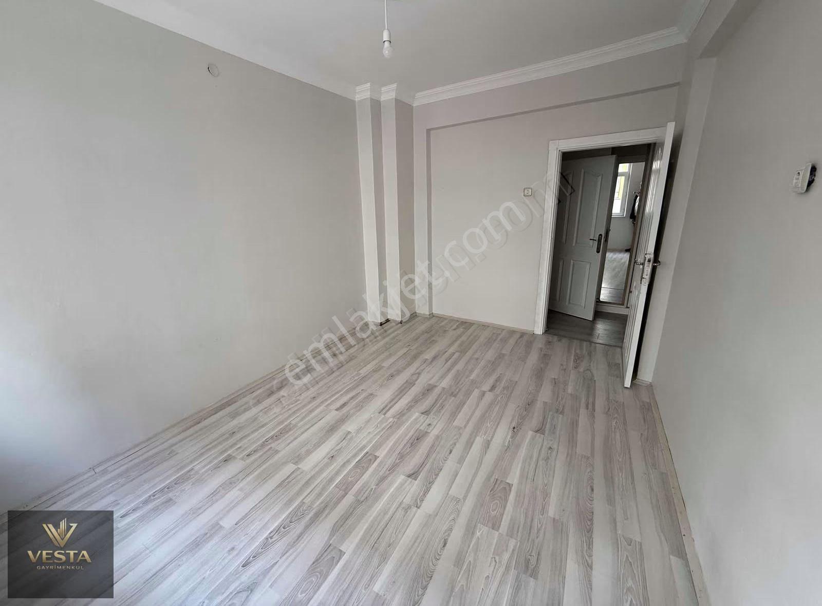 Çarşı Merkez'de Ara Kat Satılık Daire - Görsel 14
