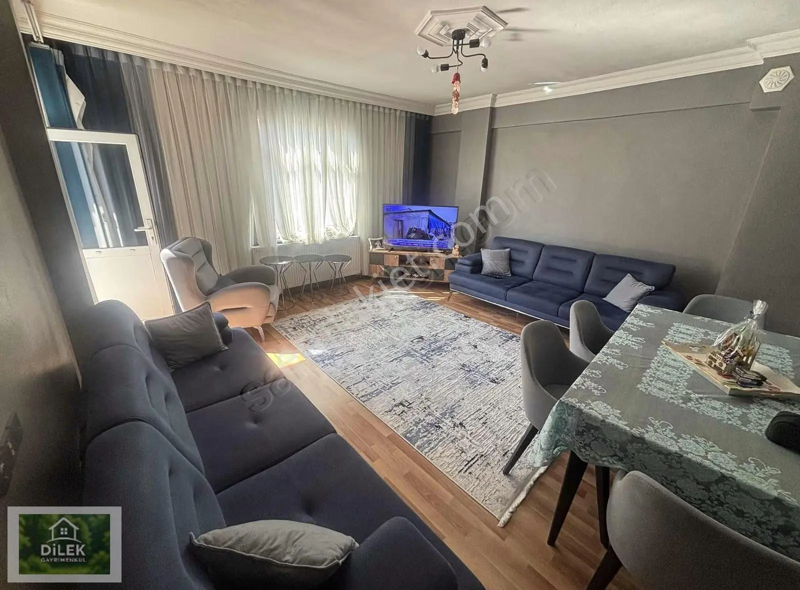 İnönu Mahallesinde Satilik Daire Arakat Balkonlu Yatırıma Uygun - Görsel 2