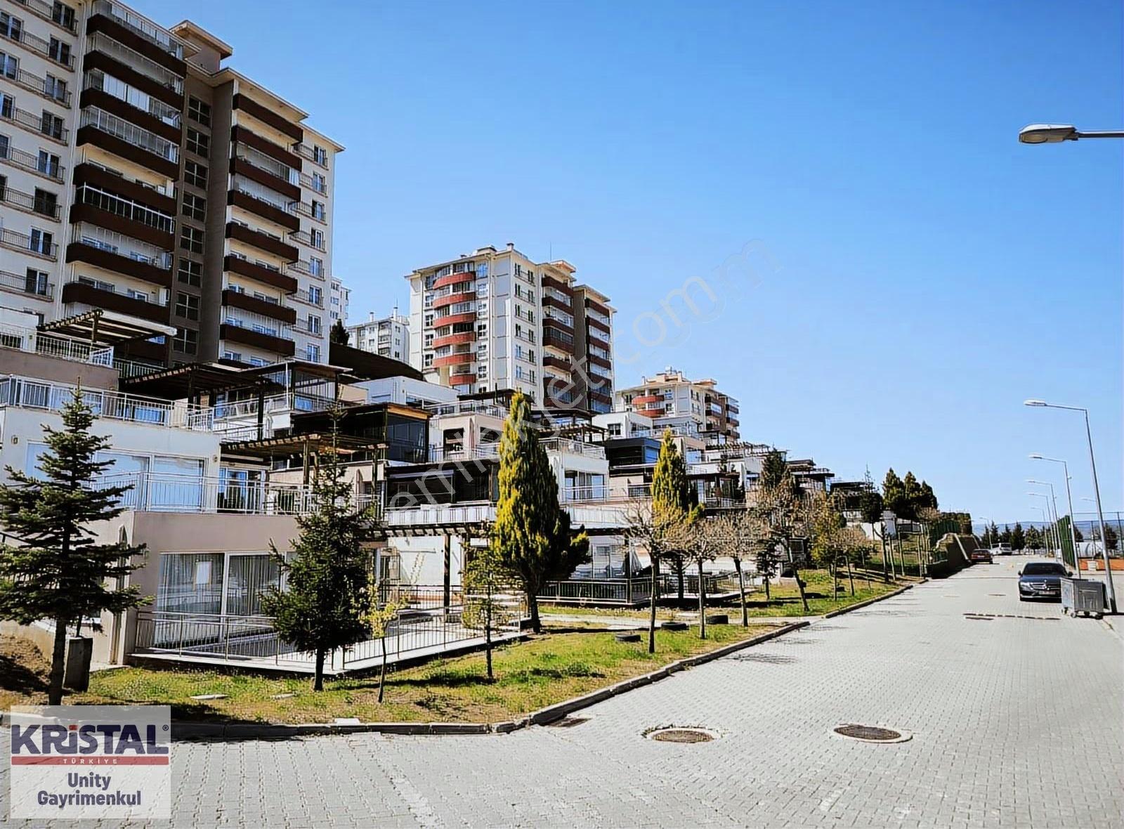 Terasevlerde Satılık Lüx 4+1 Daire - Görsel 21