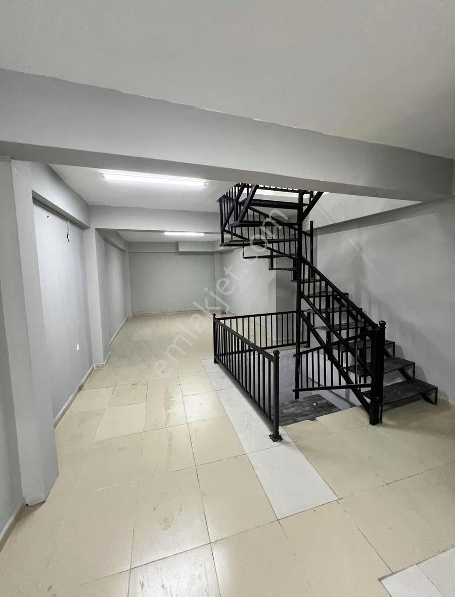Altıkat Emlaktan Kiralık Cadde Üzerinde Mağaza - Görsel 11