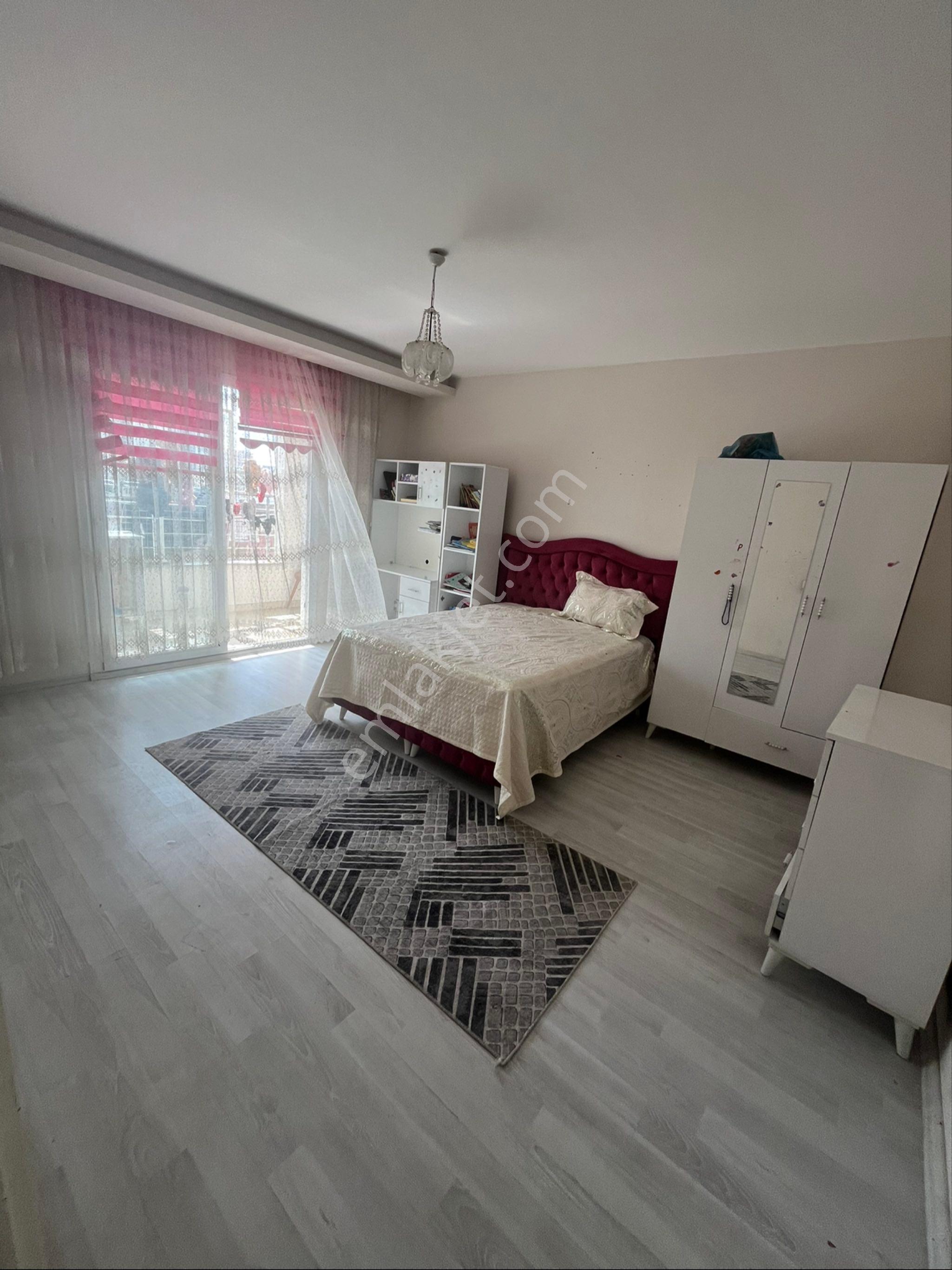 Beykent Den Site İçi Satılık Daire - Görsel 2