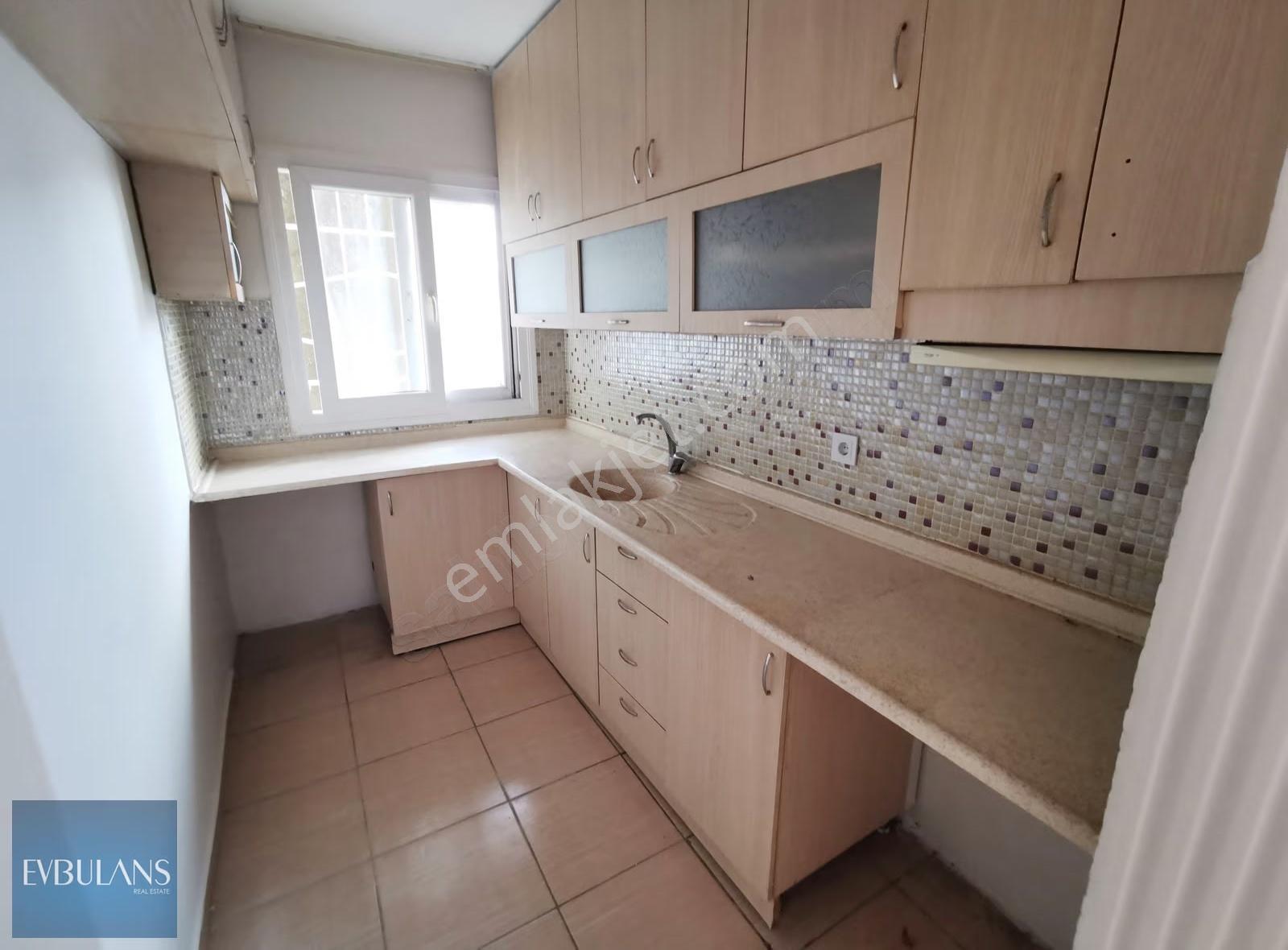 Bayraklı Emek Mahallesinde Müstakil Girişli 2+1 Daire - Görsel 19