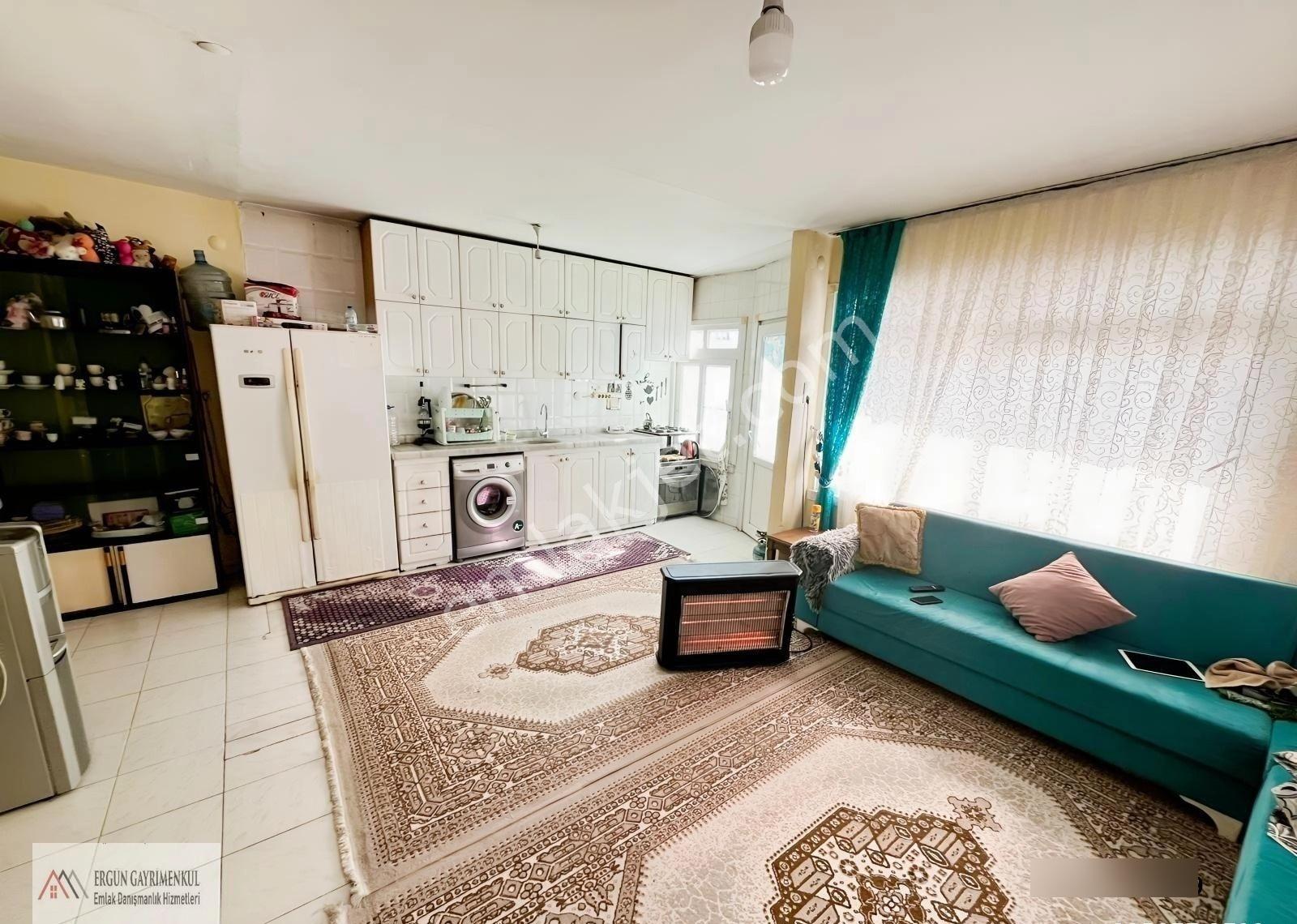 Ergünden Kültürde Silifke Cad'de Asansörlü Satılık 3+1 Daire - Görsel 2