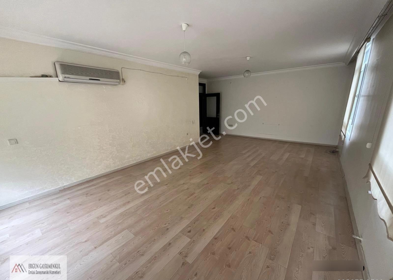 Ergünden Hamidiyede Mükemmel Manzaralı Kiralık Geniş 3+1 Daire - Görsel 27