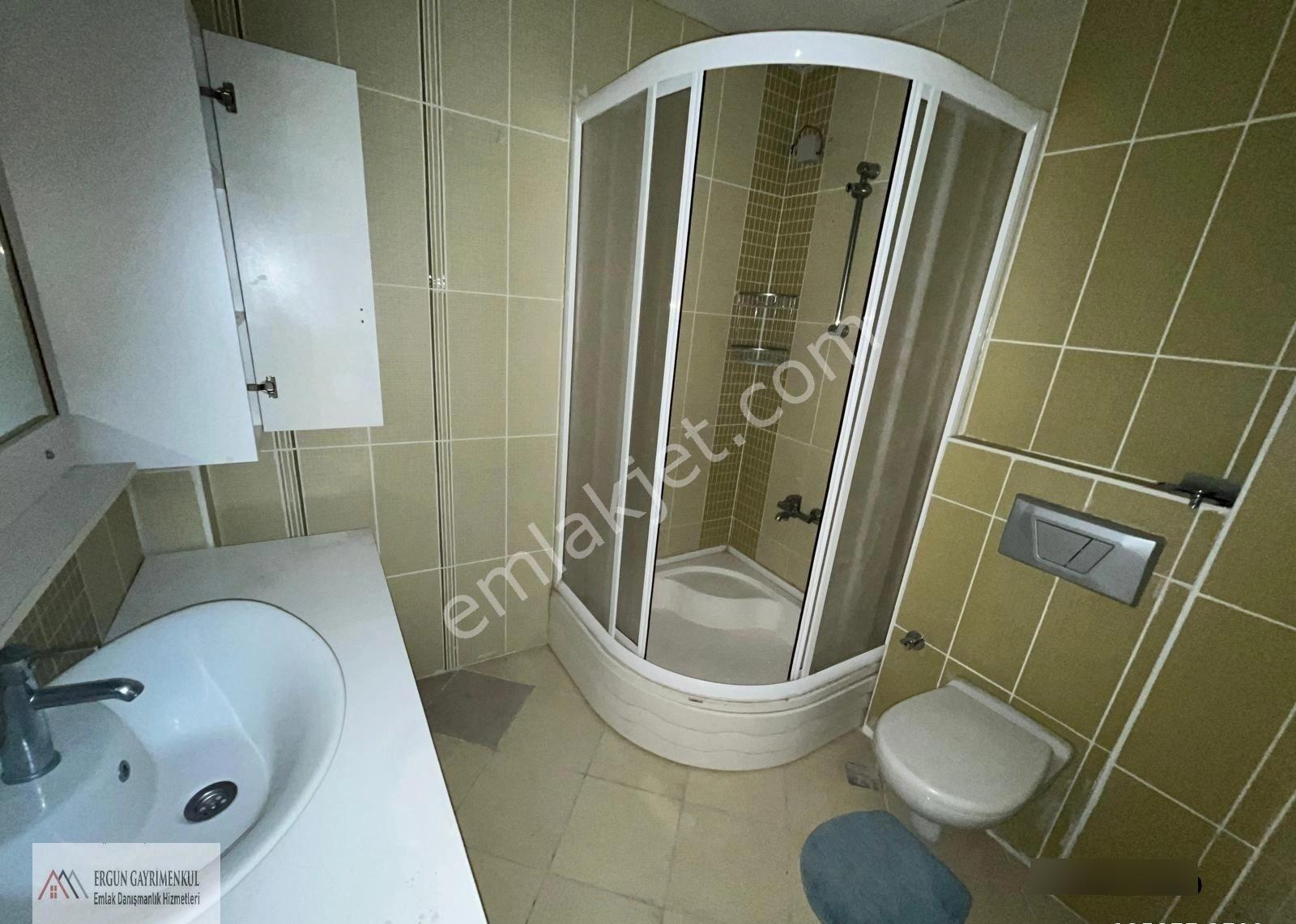 Ergünden Hamidiyede Mükemmel Manzaralı Kiralık Geniş 3+1 Daire - Görsel 14
