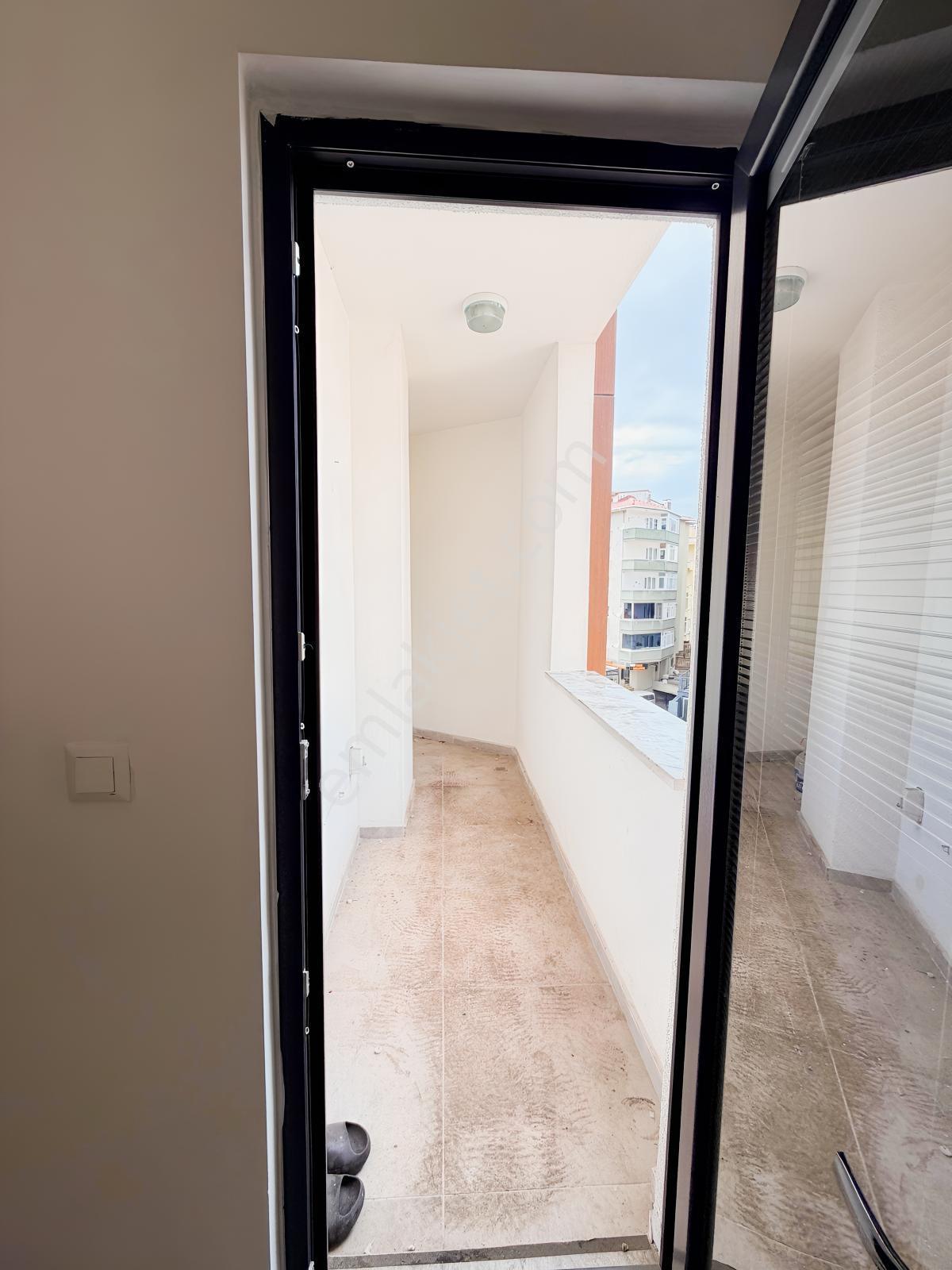 Hacı Halil Atatürk Cd. Konut / İş Yeri İçin Uygun 2+1 Kiralık - Görsel 3