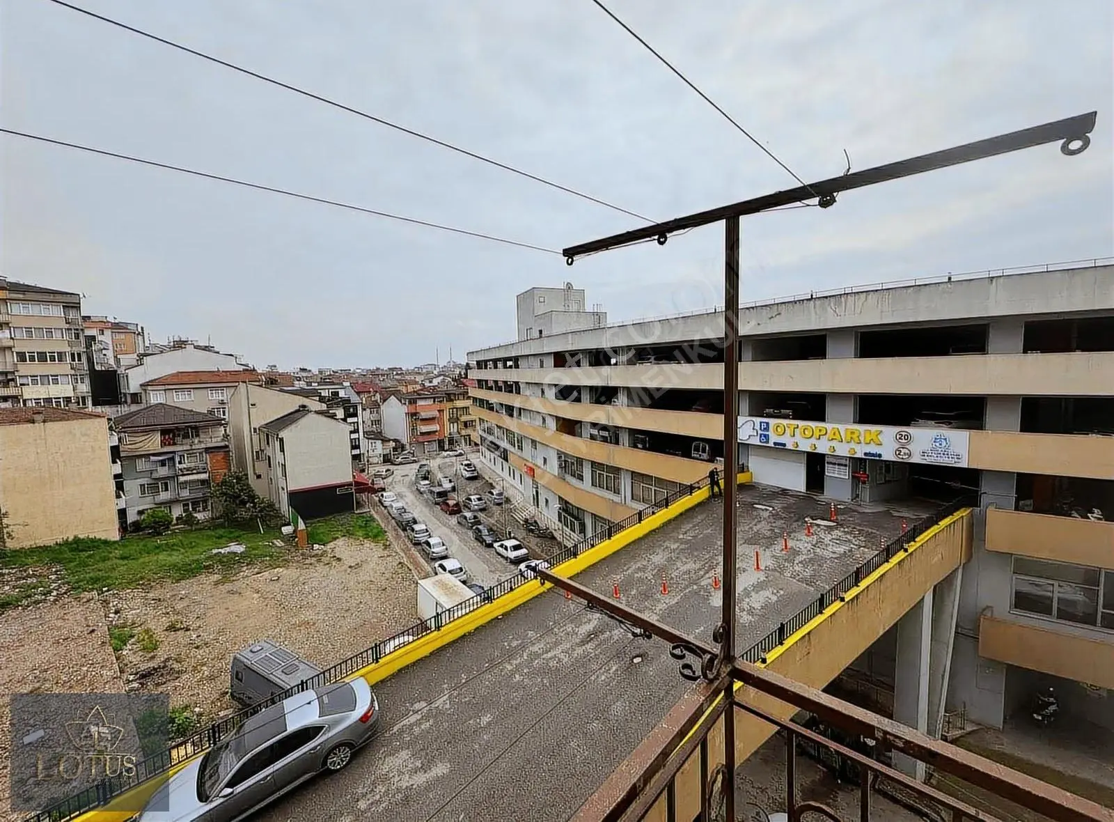 İzmit Kadıköy Mahallesi Turan Güneş Cadde Üzeri 2+1 Kiralık - Görsel 2