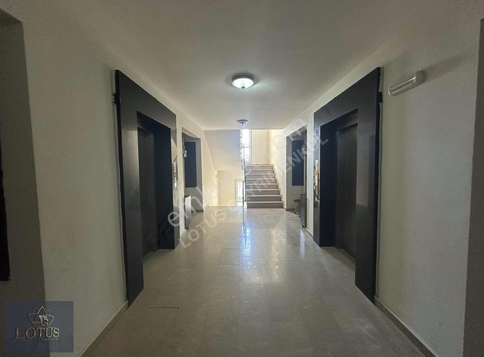 İzmit Üniversite Yolu Umutkent Sitesi 3+1 Arakat Ebeveyn Banyolu - Görsel 15
