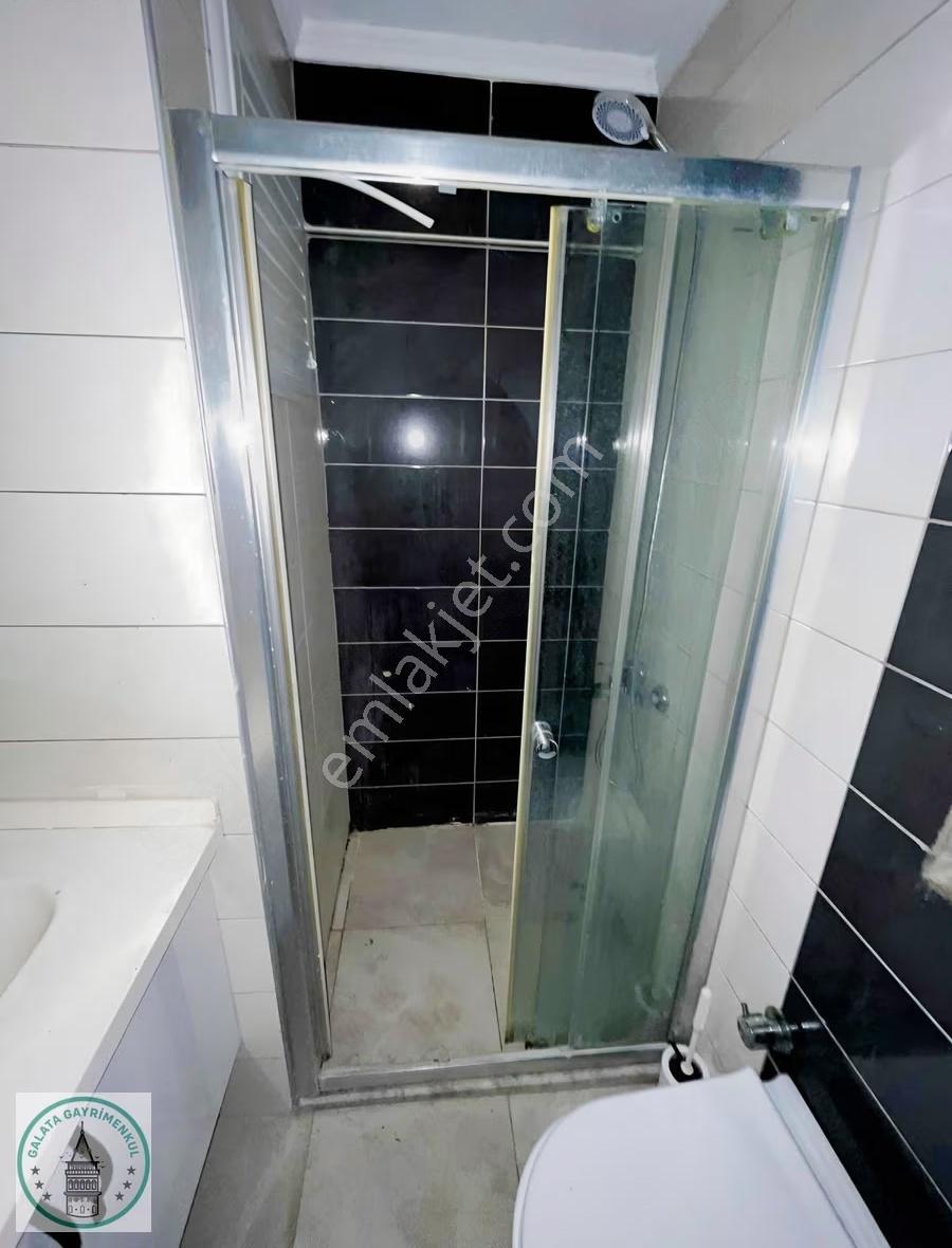 Galata'dan Yenikent Mah. Site İçinde 1+1 Eşyalı Satılık Daire - Görsel 4