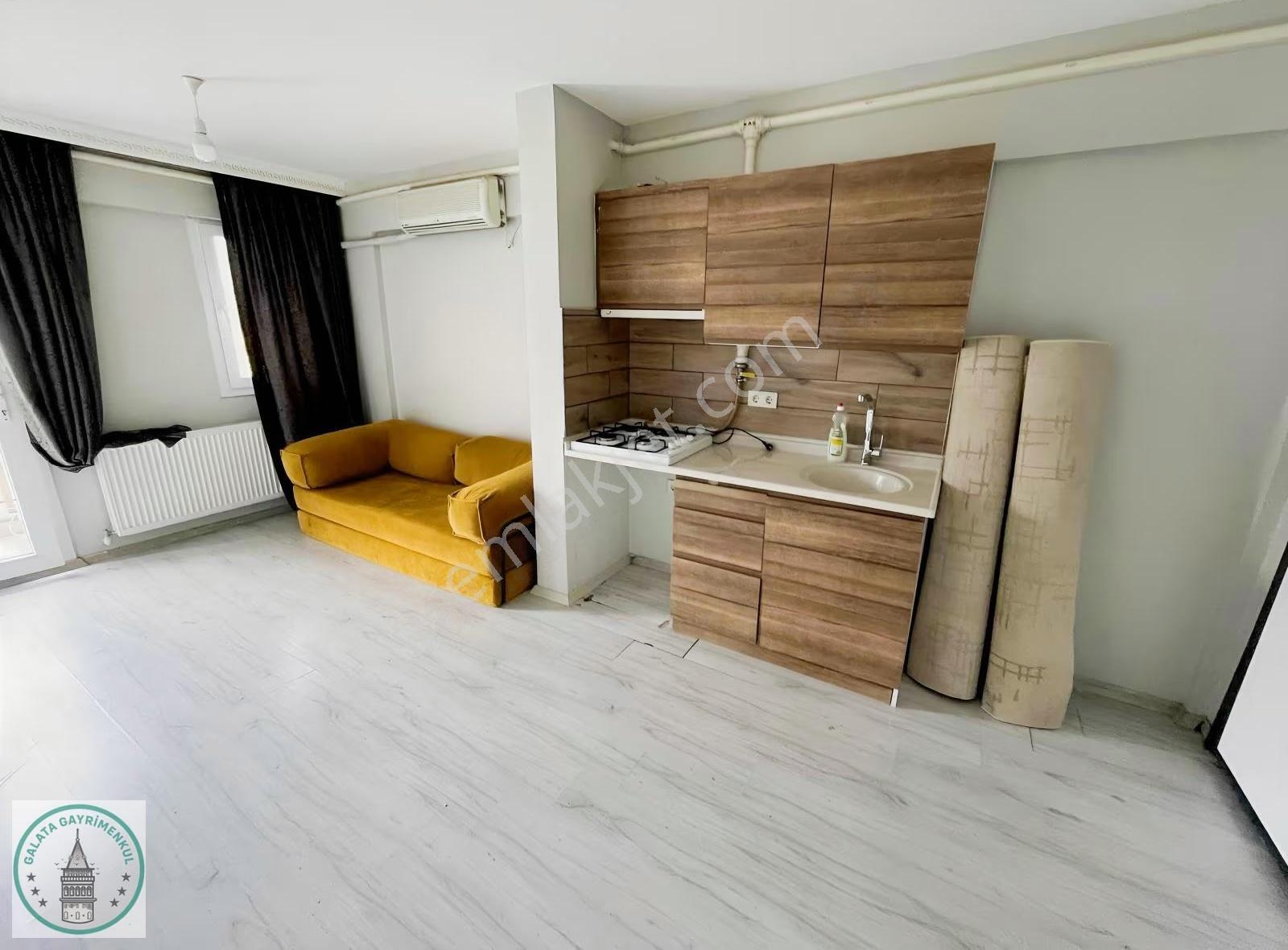 Galata'dan Yenikent Mah. Site İçinde 1+1 Eşyalı Satılık Daire - Görsel 5