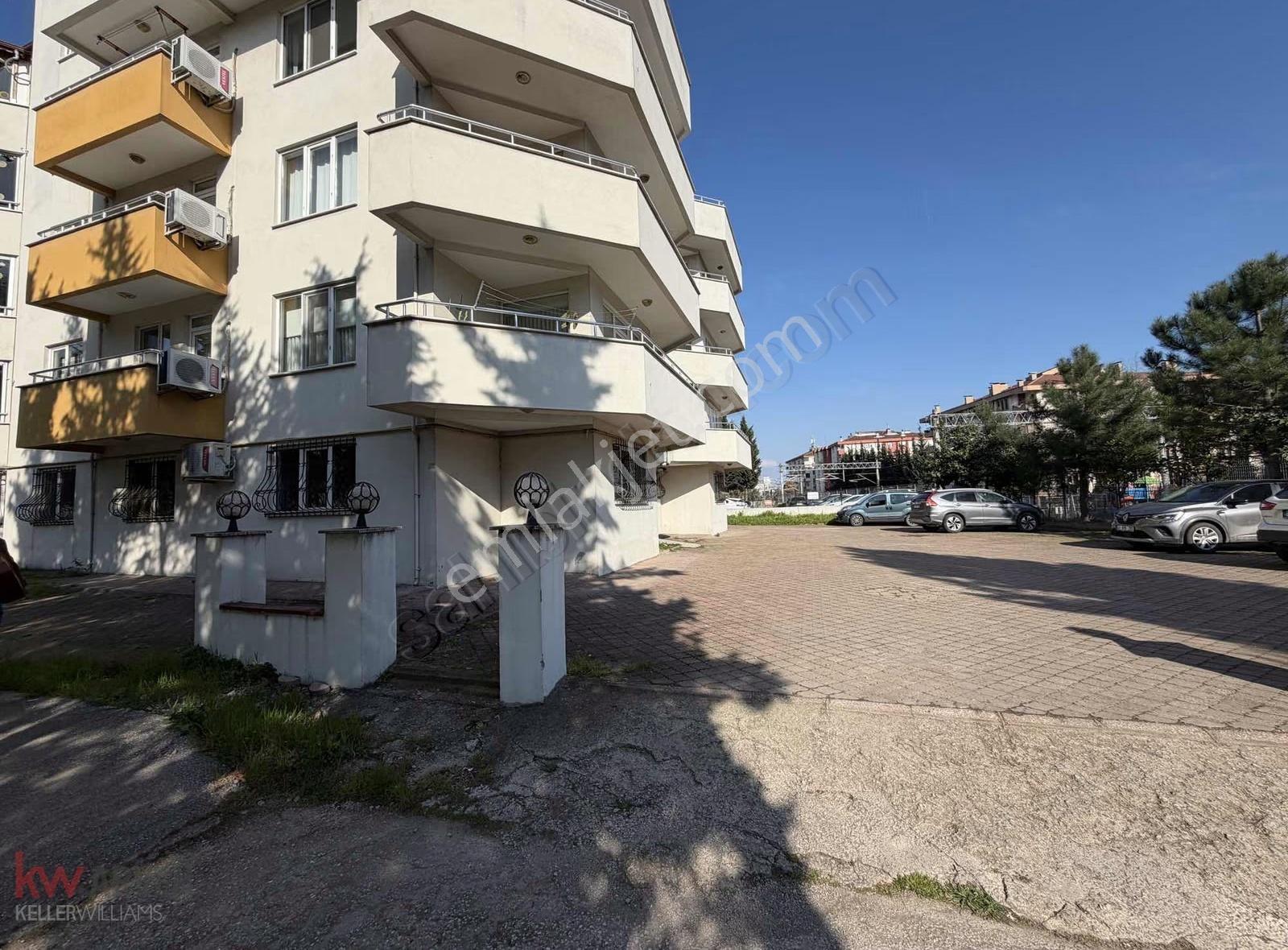 Kw Arven'den Kiralık Tramvaya 100 Metre 3+1 Eşyalı Genış Daire - Görsel 6