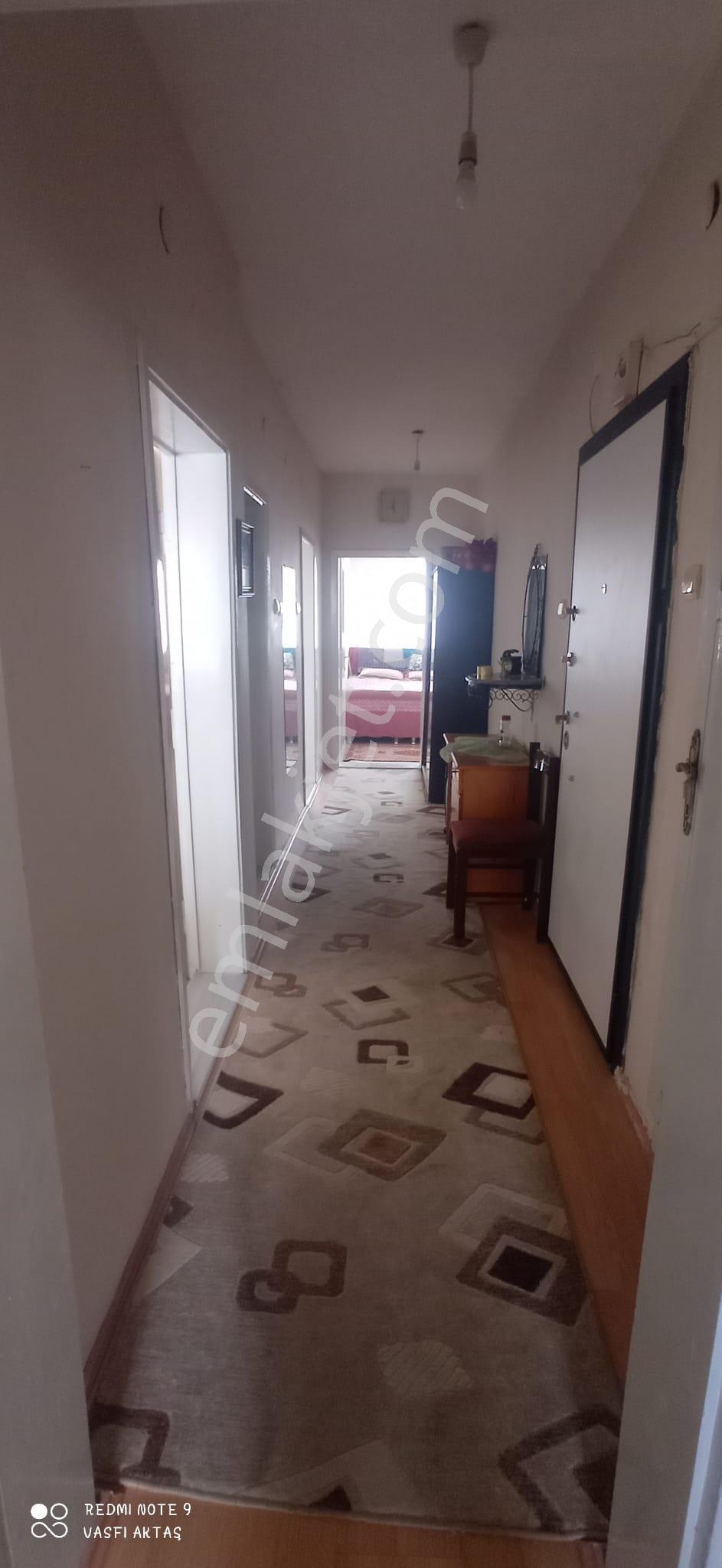 Mehmet Akif Mah.de Ana Yol Üzerinde Acil Satılık Eşyalı Bakımlı 2+1 Daire - Görsel 12