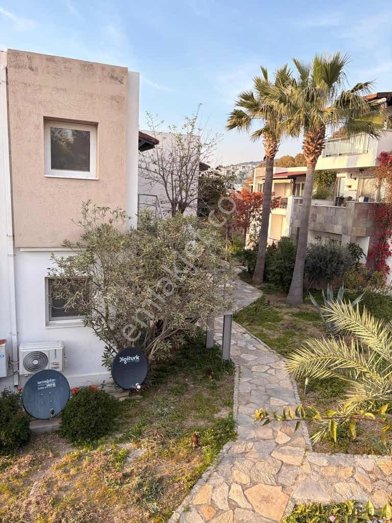 Bodrum Kumbahçede Denize 100 Metre Panoramik Manzaralı Daire - Görsel 31