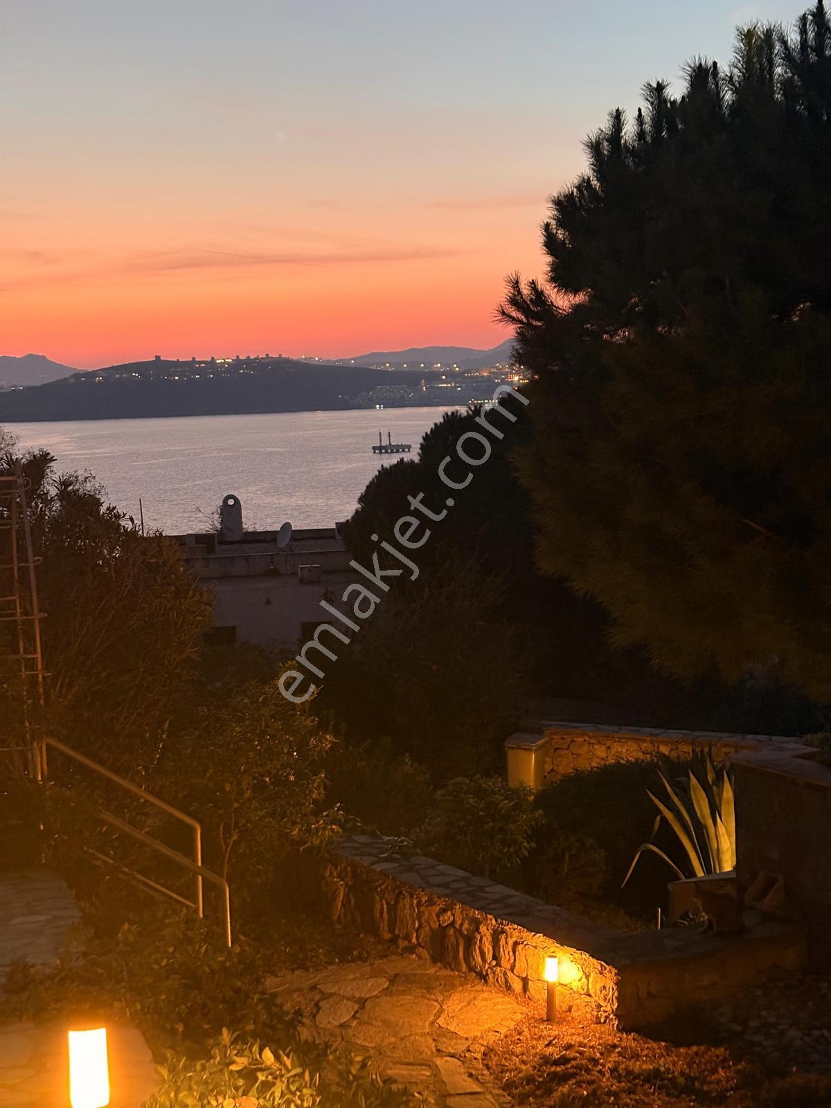 Bodrum Kumbahçede Denize 100 Metre Panoramik Manzaralı Daire - Görsel 6