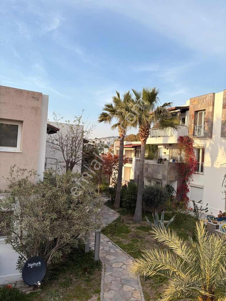 Bodrum Kumbahçede Denize 100 Metre Panoramik Manzaralı Daire - Görsel 22