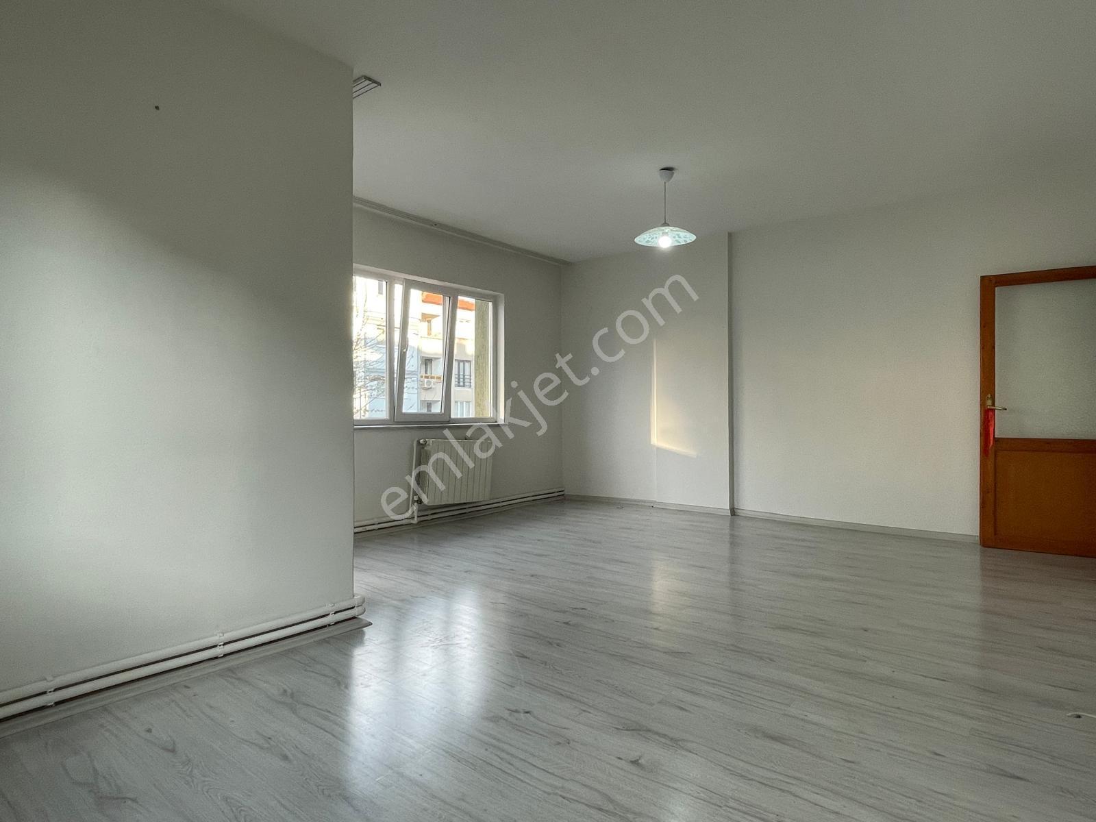 Binyapı'dan Kıbrıs Şehitlerde 3+1 Arakat Kiralık Daire - Görsel 13