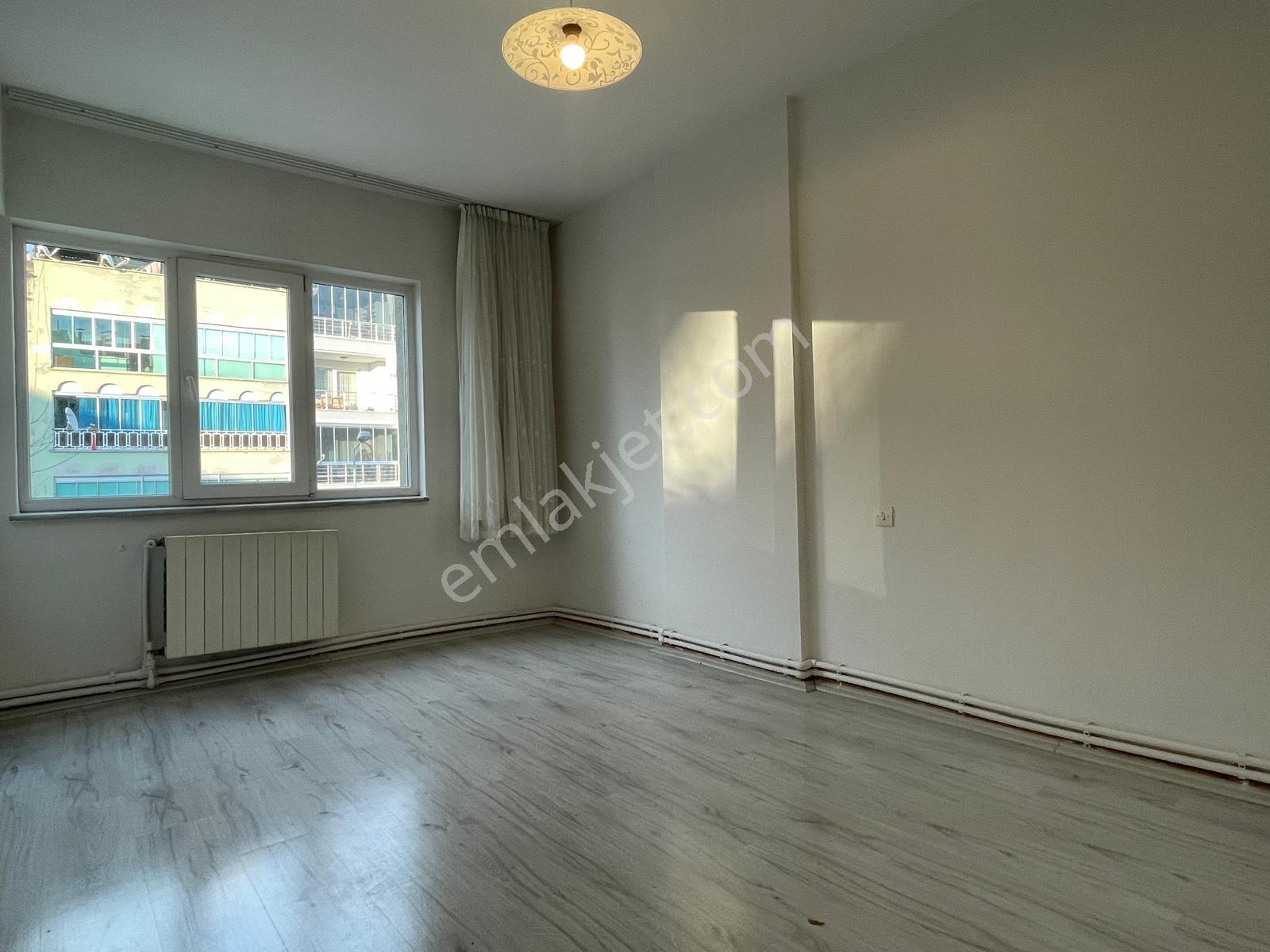 Binyapı'dan Kıbrıs Şehitlerde 3+1 Arakat Kiralık Daire - Görsel 19