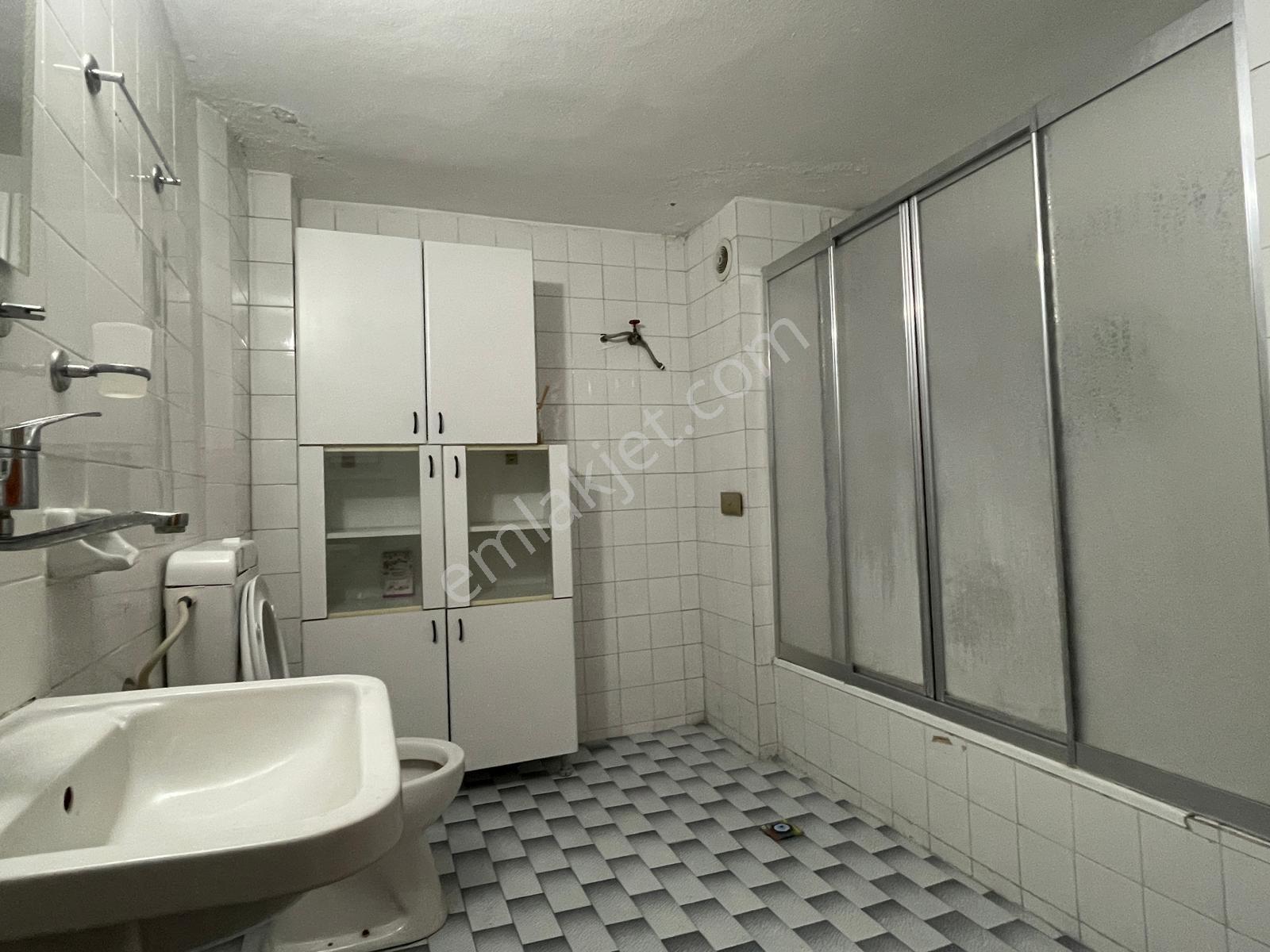 Binyapı'dan Kıbrıs Şehitlerde 3+1 Arakat Kiralık Daire - Görsel 10