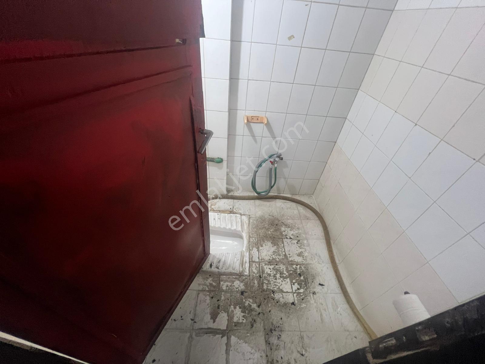 İsa Emlakdan Cemevi Yakını 90 M2 Hisseli Satılık Giriş Dükkan - Görsel 5