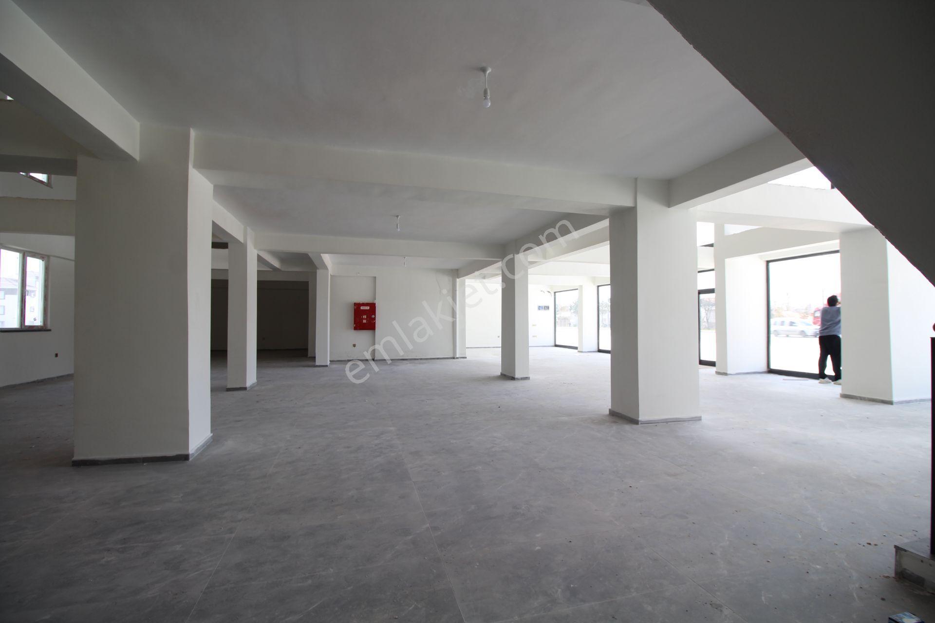 Aksaray Küçük Bölcekde Neşehir Yolunda Kiralık Dükkan - Görsel 16