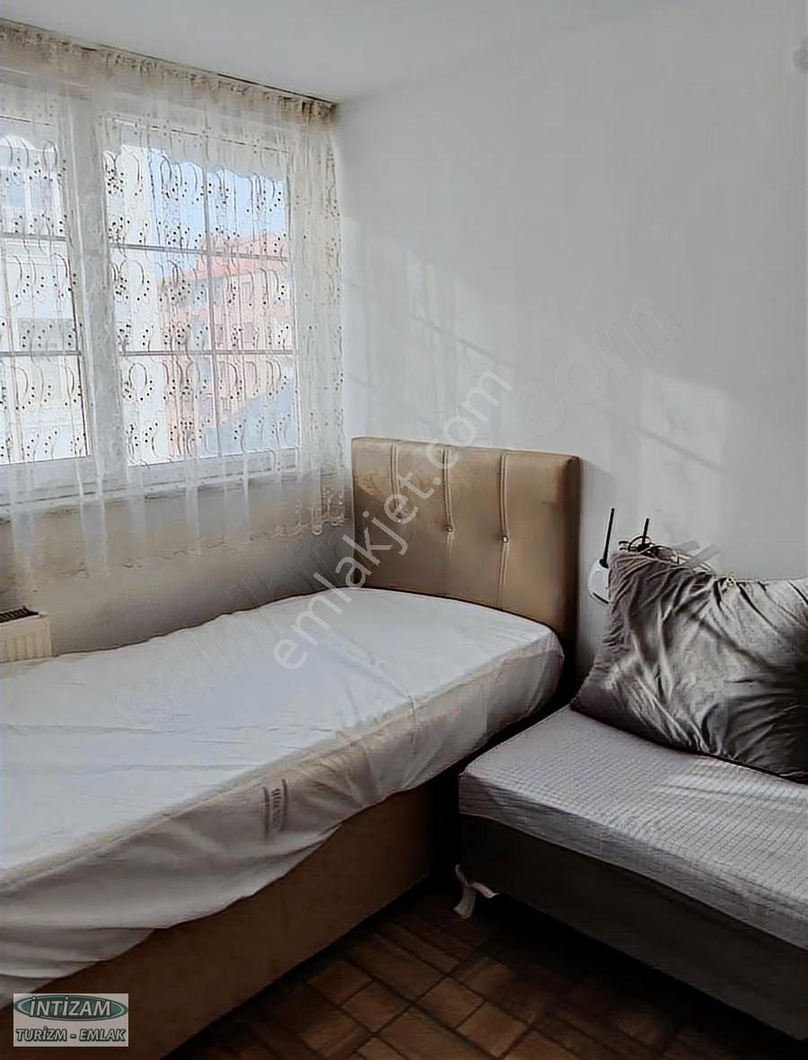 Isparta Merkez Ordu Evine Yakın 1+1 Eşyalı Kiralık Apart - Görsel 5
