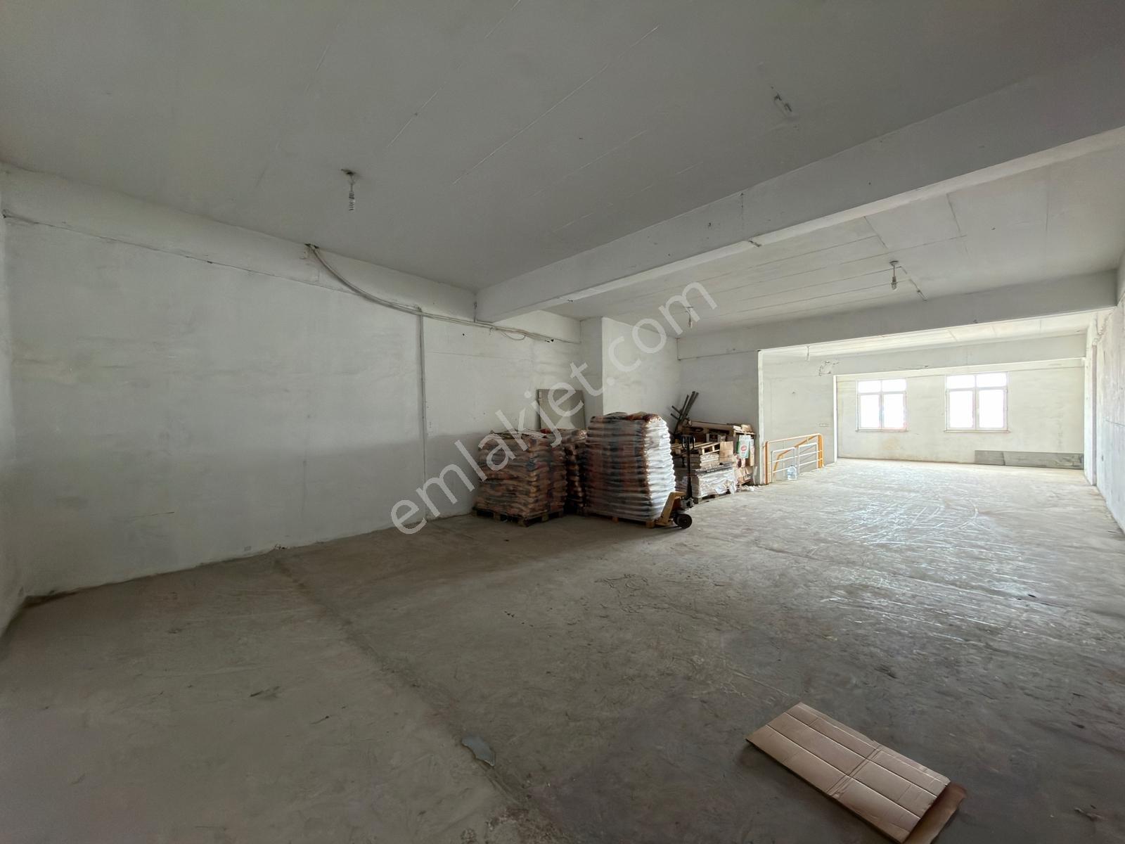 Gıda Borsası İçinde Büyük Tip 400m2 Kapalı Alan 3 Katlı Dükkan! - Görsel 21