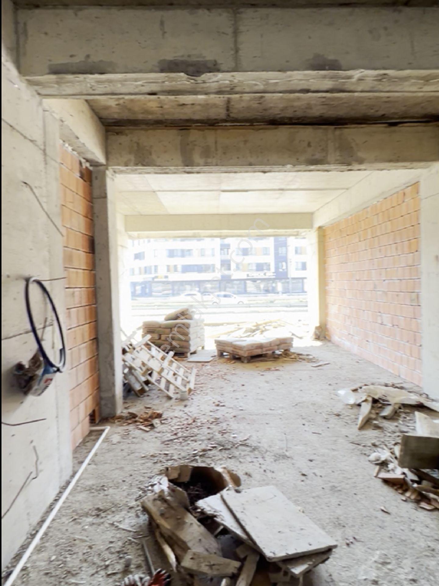 D100 Karayoluna Cephe Wc+mutfaklı 120 M2 Satılık Dükkan - Görsel 12