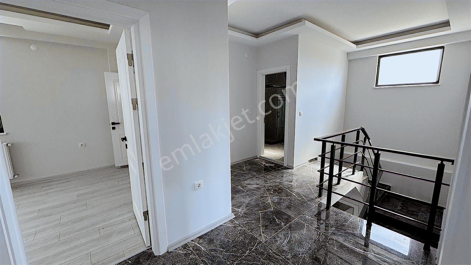 Engizde 620m2 Üzerine Kurulu Satılık Villa/remax Saraç 'dan - Görsel 9