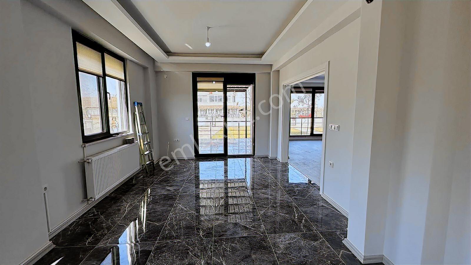 Engizde 620m2 Üzerine Kurulu Satılık Villa/remax Saraç 'dan - Görsel 12