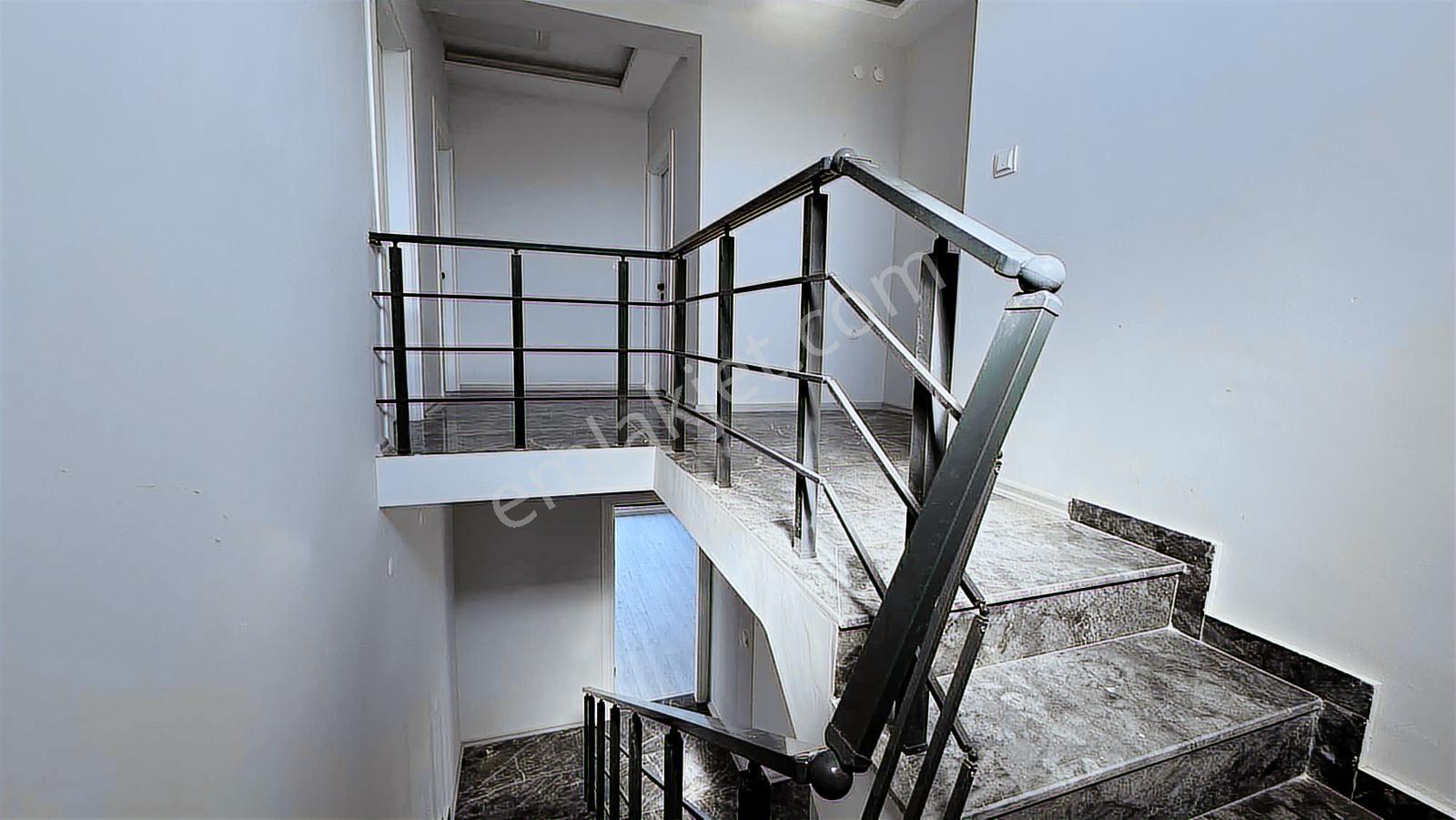 Engizde 620m2 Üzerine Kurulu Satılık Villa/remax Saraç 'dan - Görsel 7