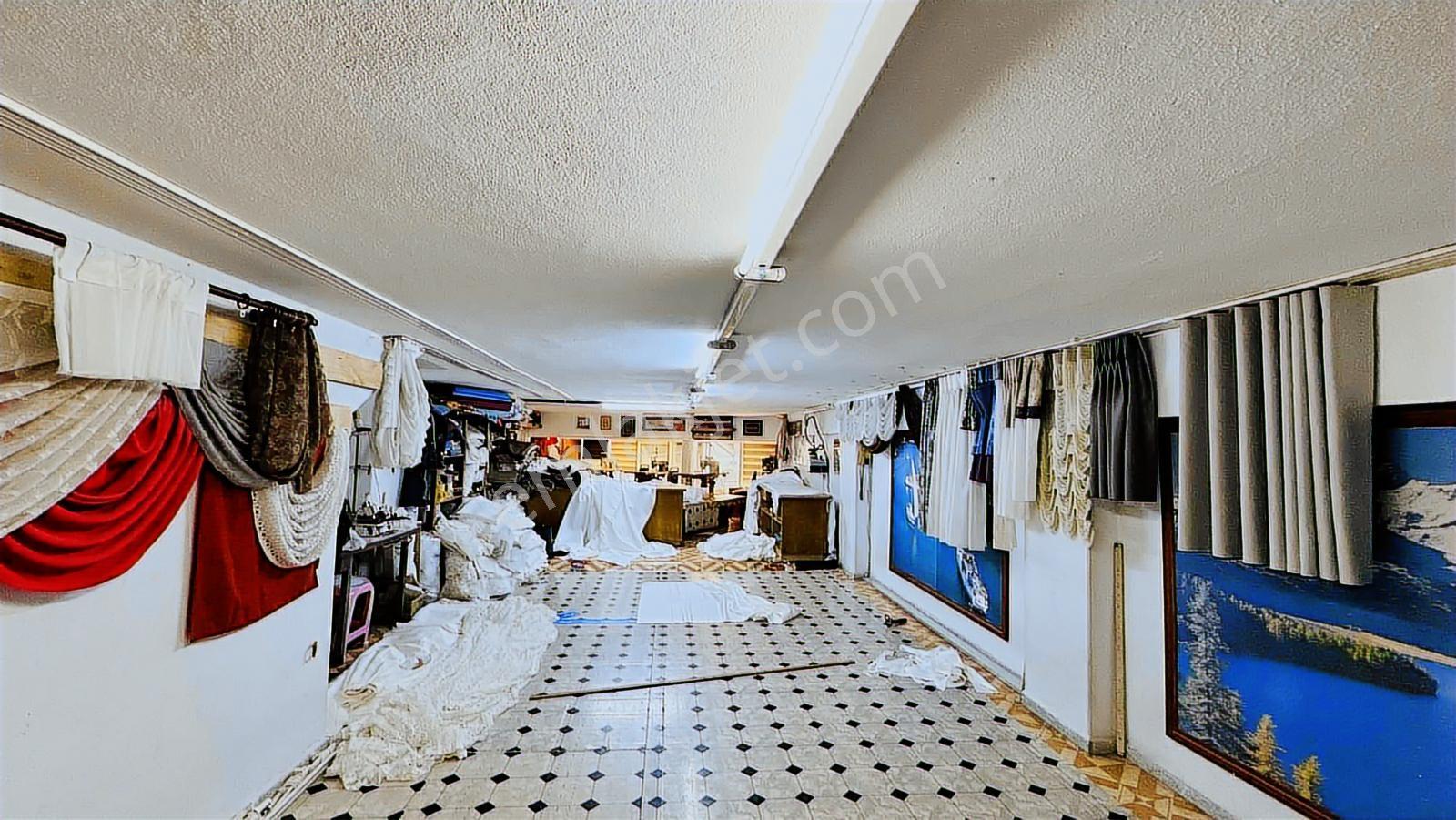 Remax Parla'dan Geniş Alana Sahip Ticari Satılık Dükkan ! - Görsel 12