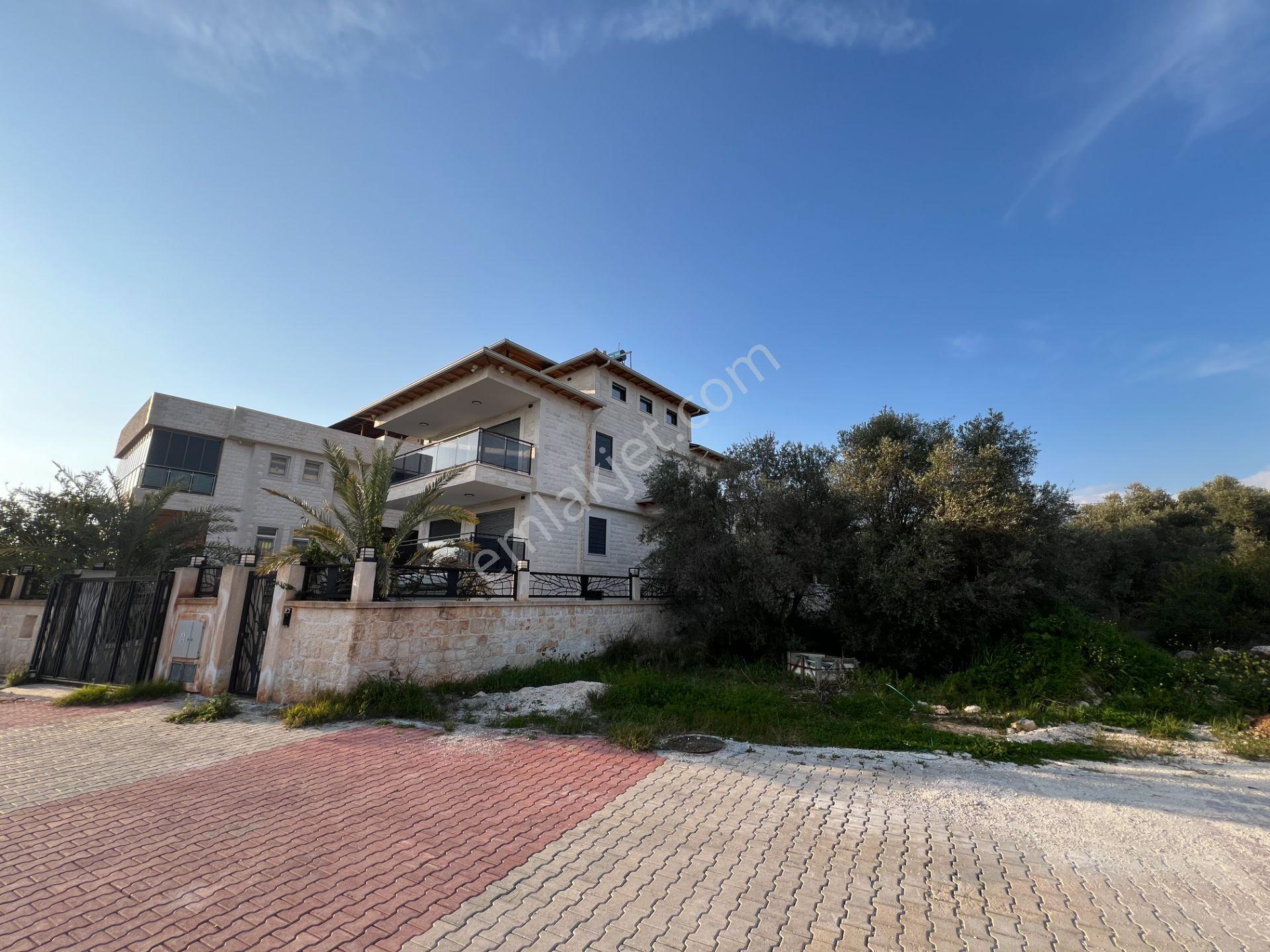 Antalya Demre Kumdağı'nda Deniz Manzaralı Müstakil Havuzlu Lüks Villa - Görsel 35