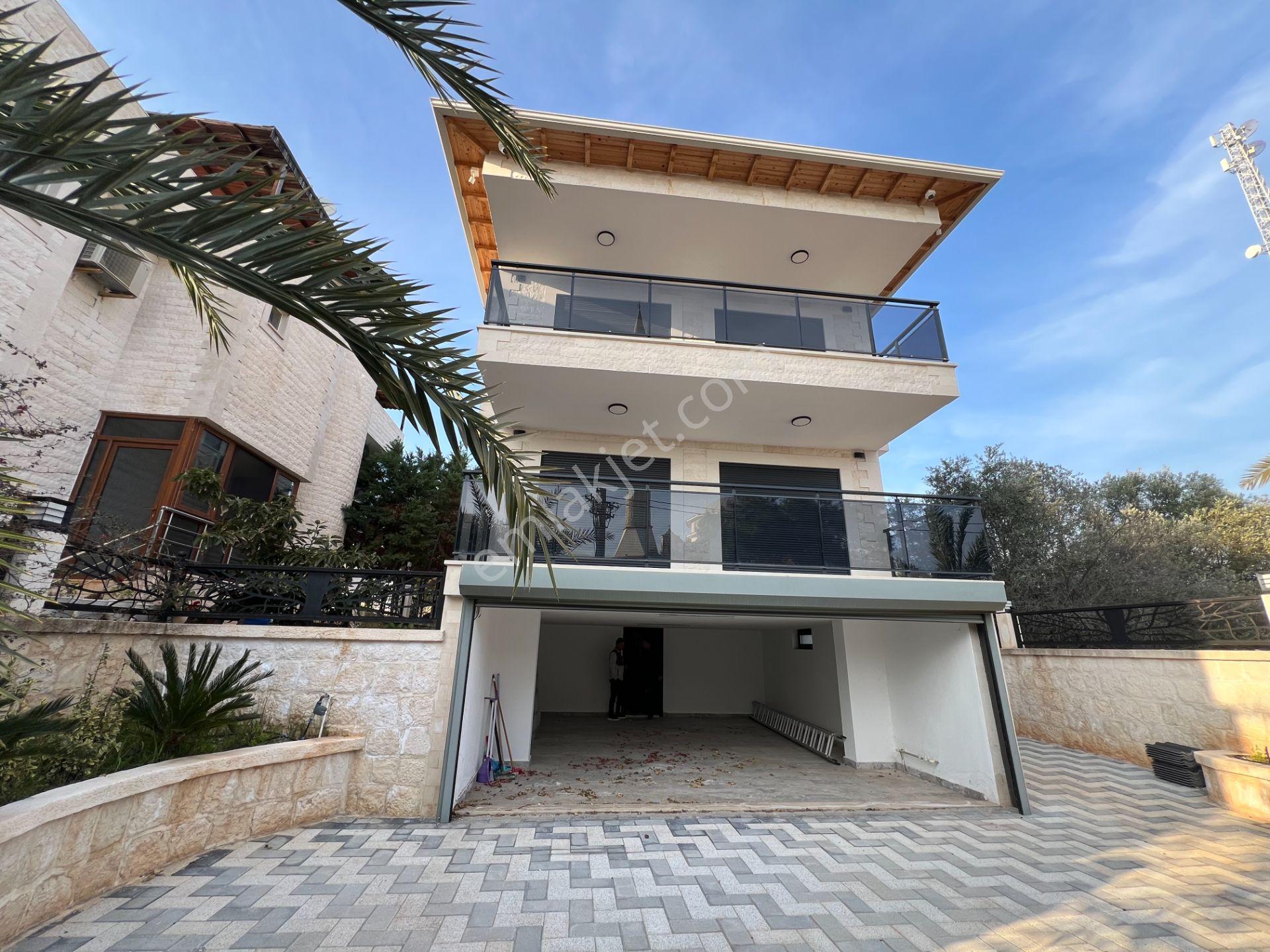 Antalya Demre Kumdağı'nda Deniz Manzaralı Müstakil Havuzlu Lüks Villa - Görsel 32