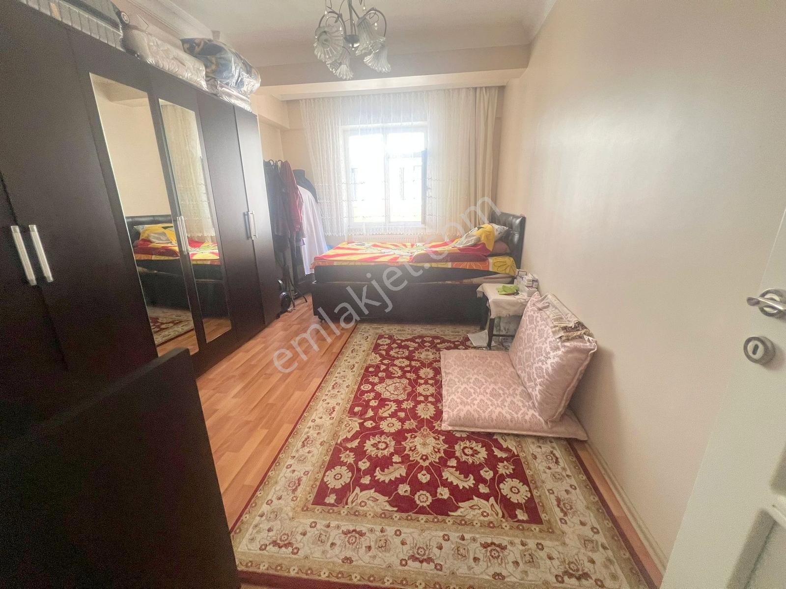 İsa Emlakdan Müthiş Kullanışlı Geniş Ferah Çift Cephe 3+1 - Görsel 19