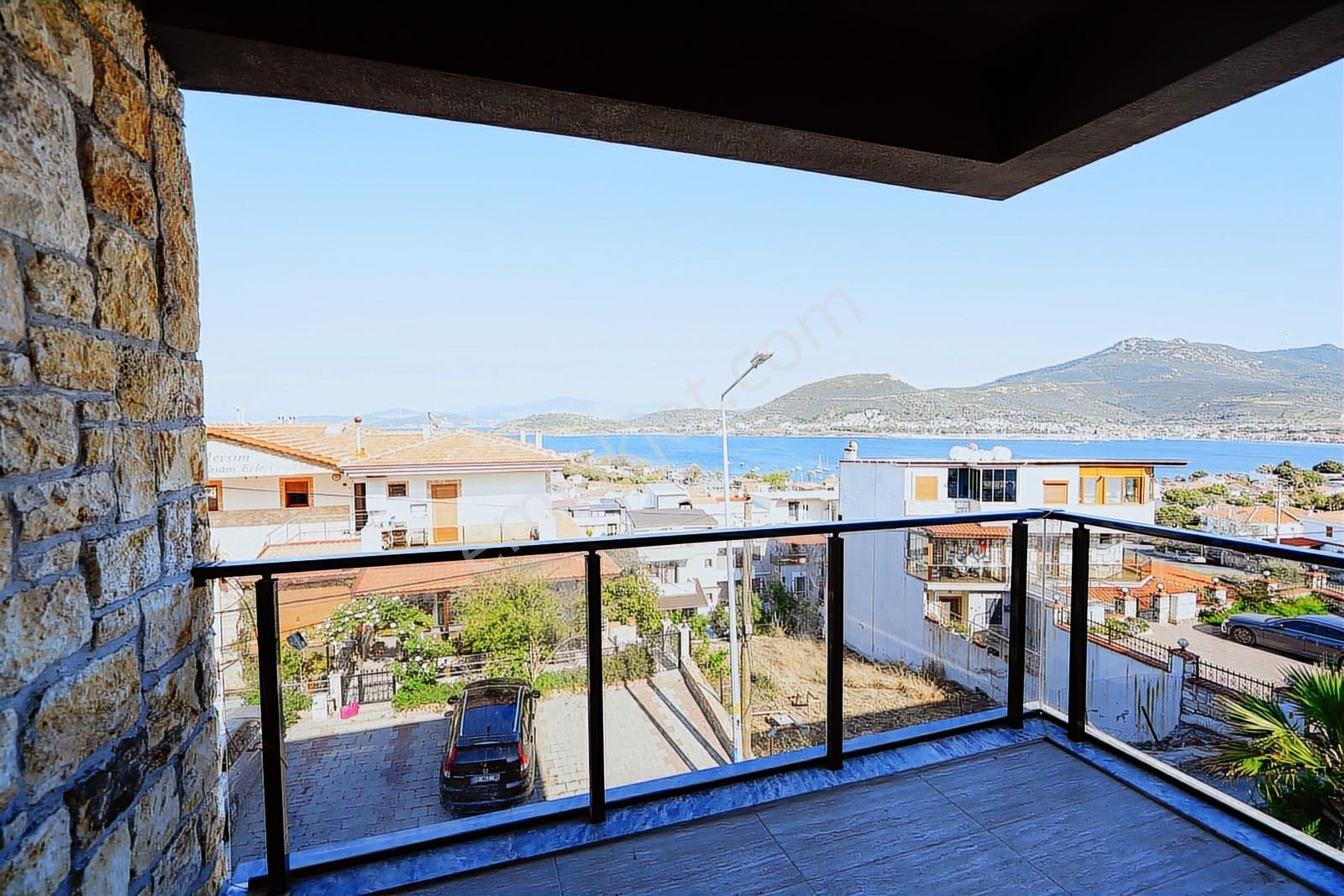 Yeni Foça Burnucunda Deniz Manzaralı, Tripleks Villa! - Görsel 14