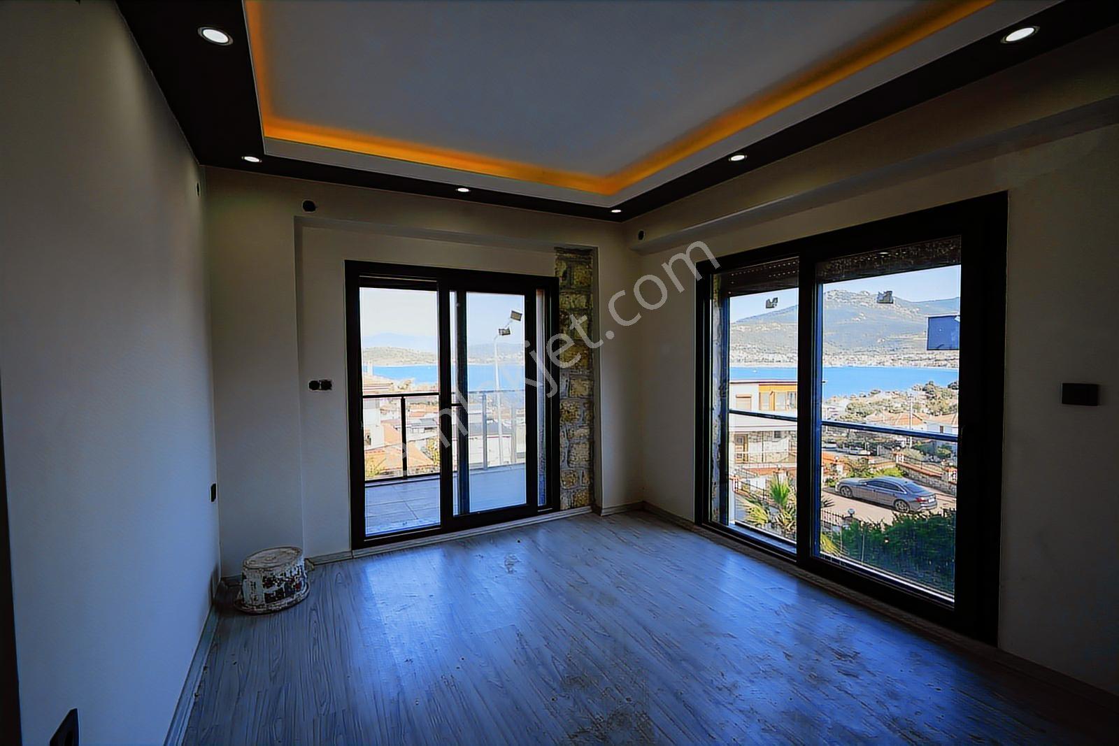 Yeni Foça Burnucunda Deniz Manzaralı, Tripleks Villa! - Görsel 33