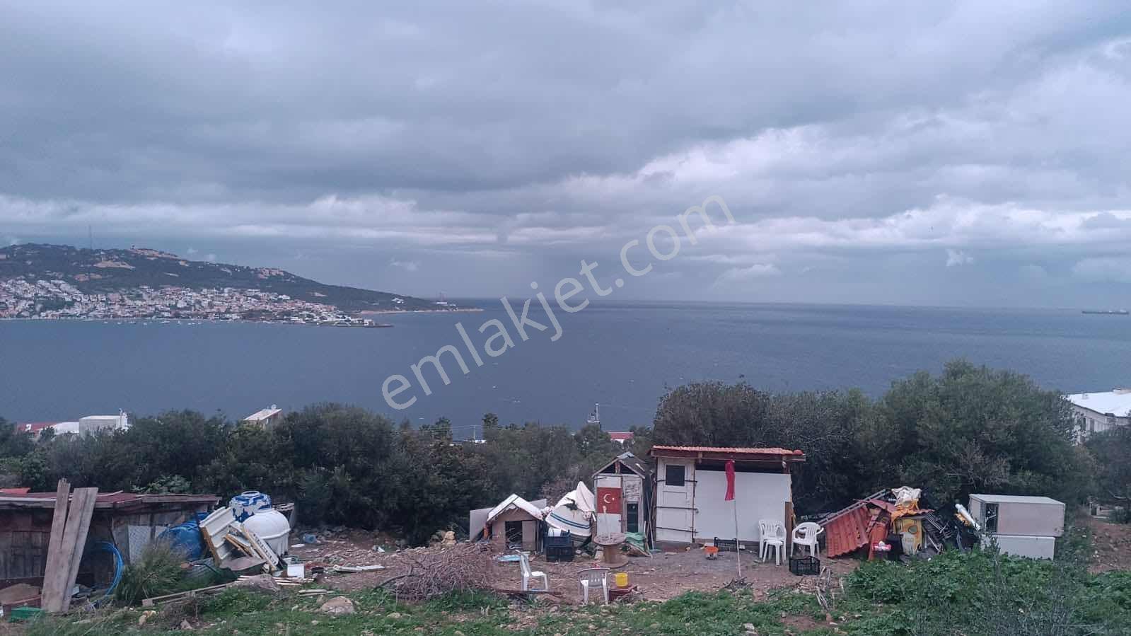 5️ Yeni Foçada Deniz Manzaralı İmar Potansiyelli Değerli
